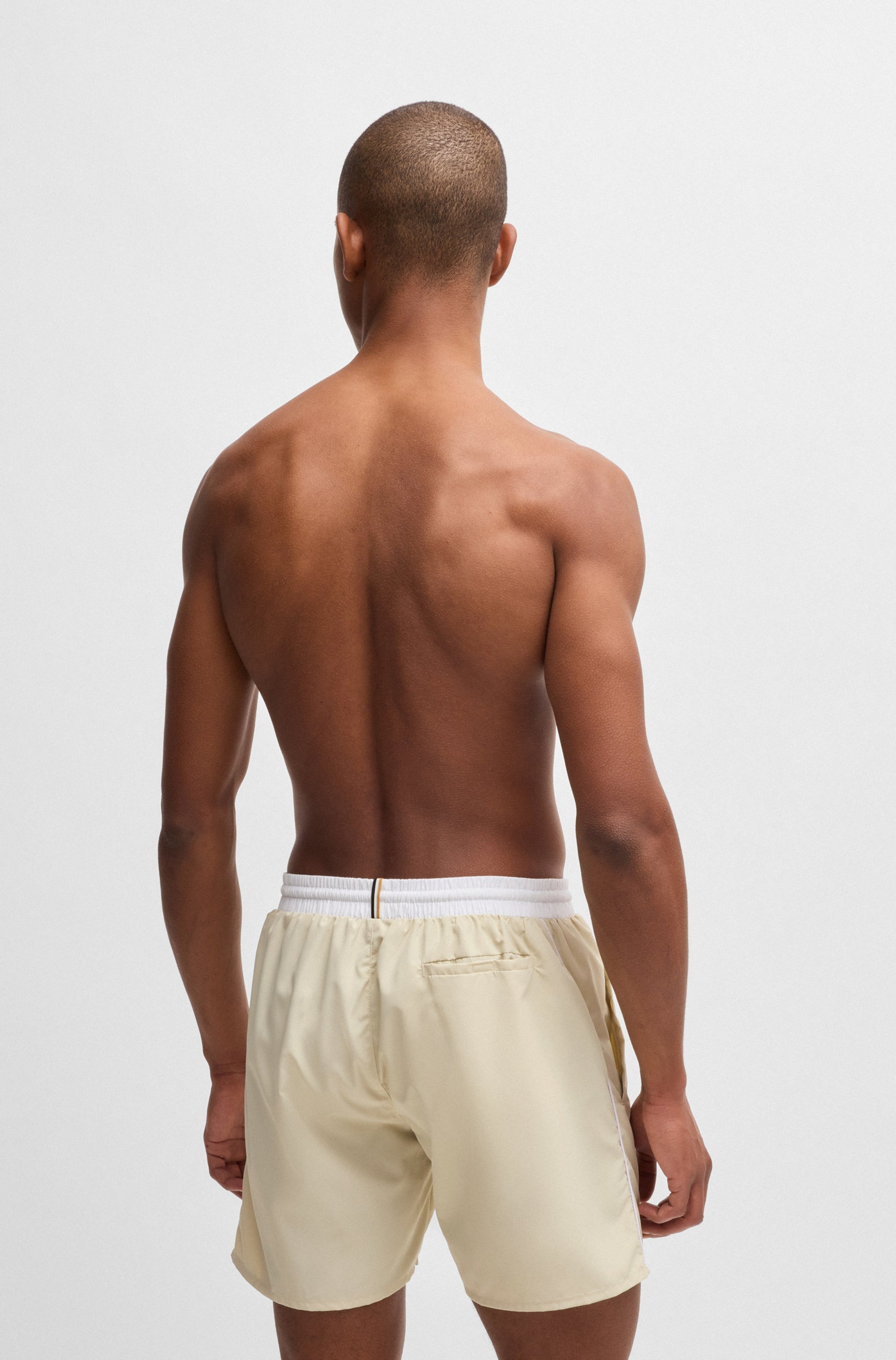 BOSS Badeshorts »Starfish« mit Kontraststreifen