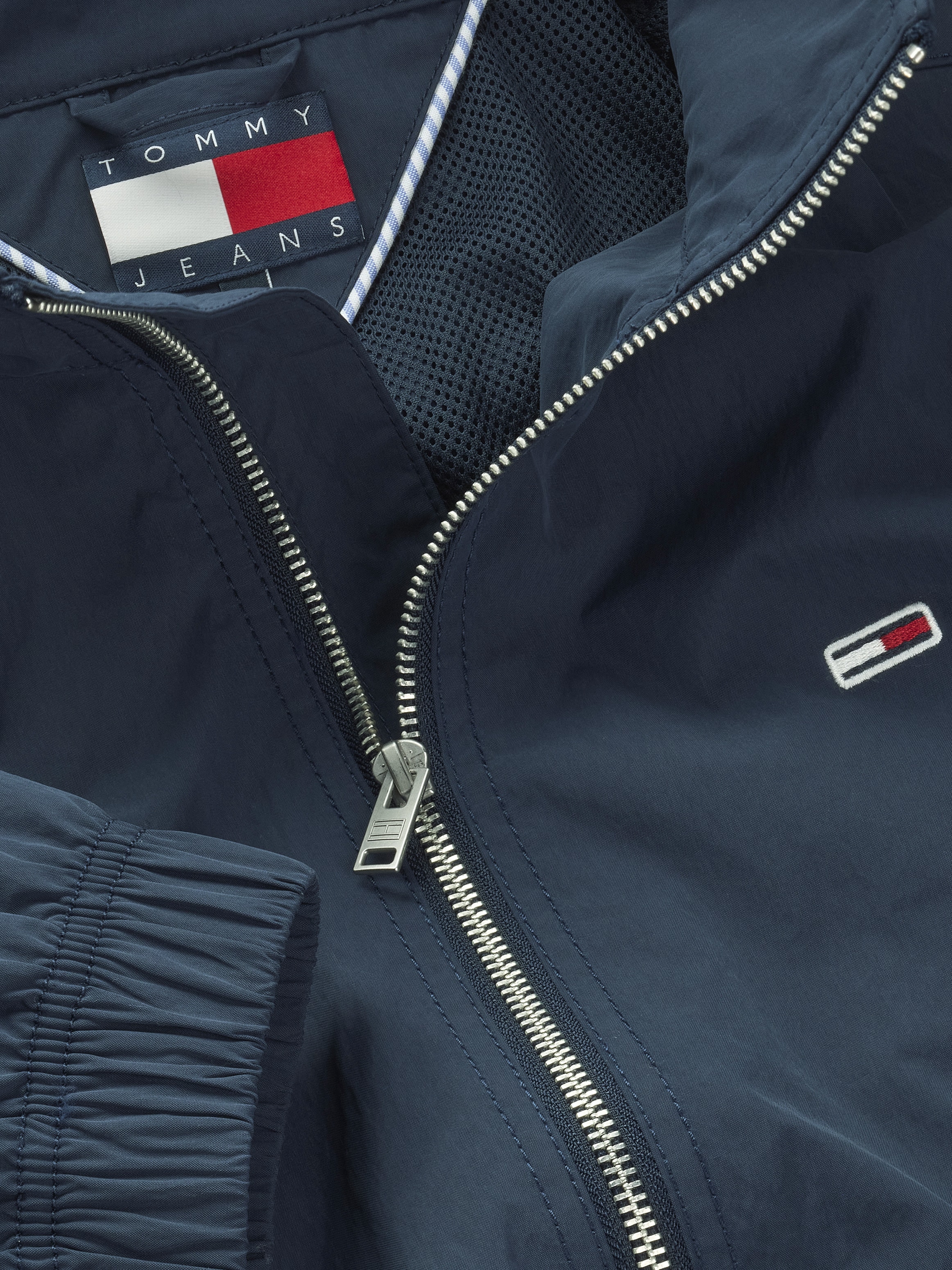 Tommy Jeans Bomberjacke »TJM ESSENTIAL JACKET EXT«, mit Logostickerei
