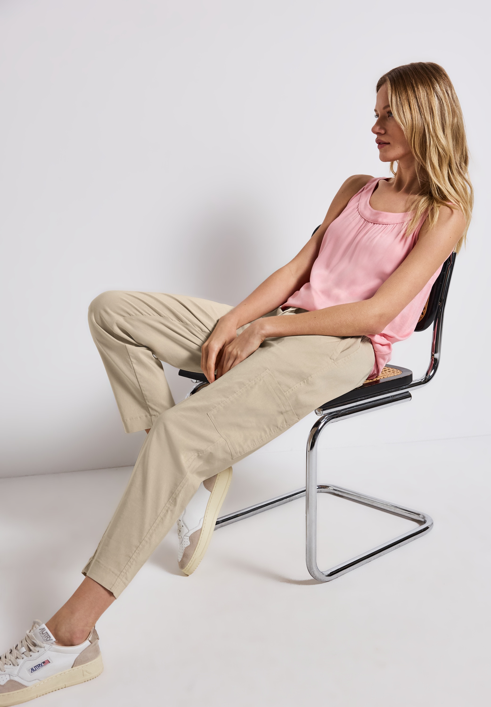 STREET ONE Stoffhose »Style Bonny«  Sommerhose mit elastischem Bund mit Tunnelzug