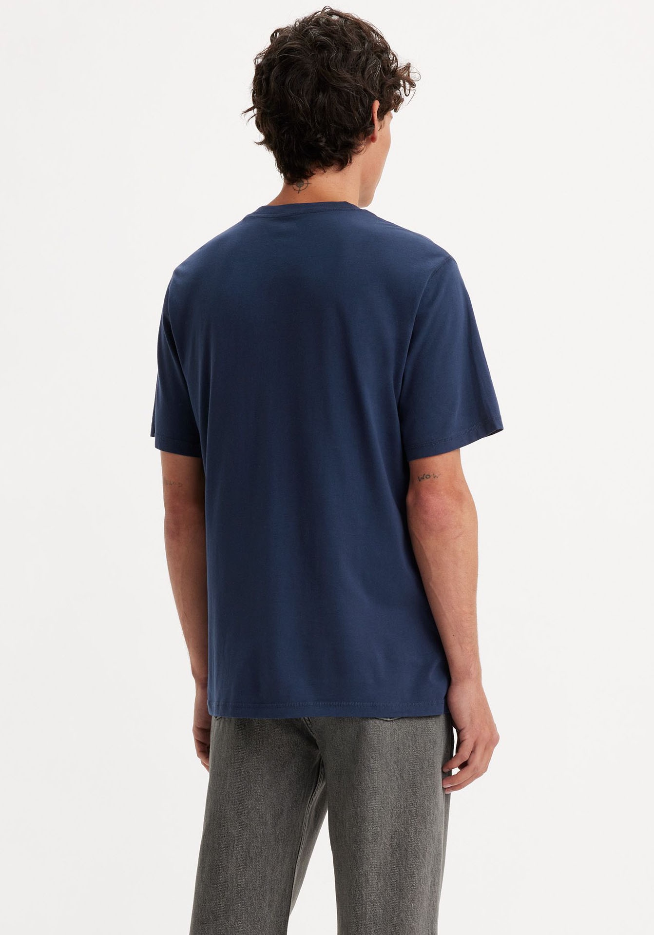Levi's® Rundhalsshirt »SS 4 BUTTON HENLEY«, mit Knopfleiste