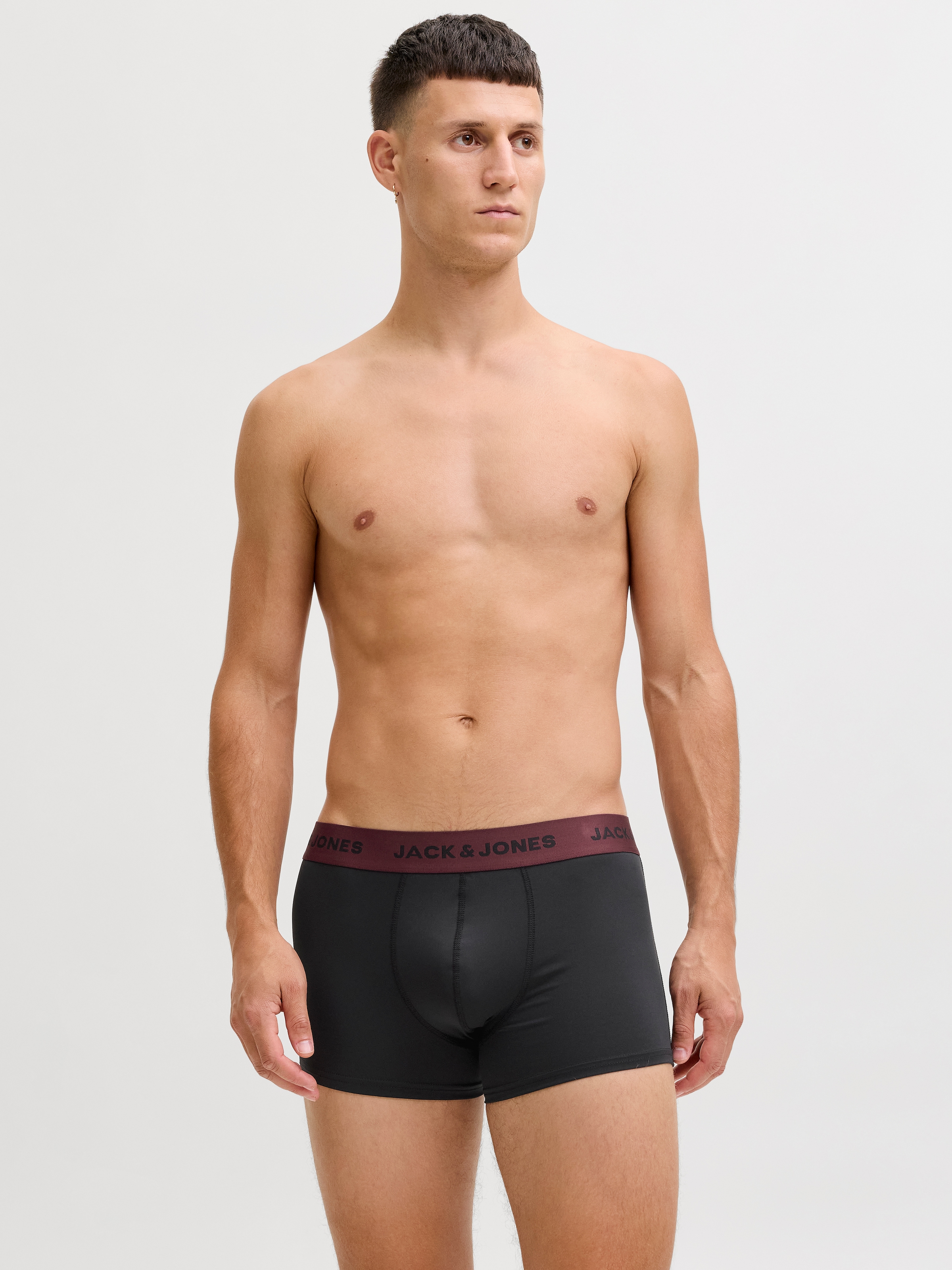 Jack & Jones Funktionsboxer »JACFLOWER aus Microfaserqualität und schnelltrocknendem Material«, 3 Stk. unifarben mit Farbeinsatz, modisch, eng anliegend, Microfaser