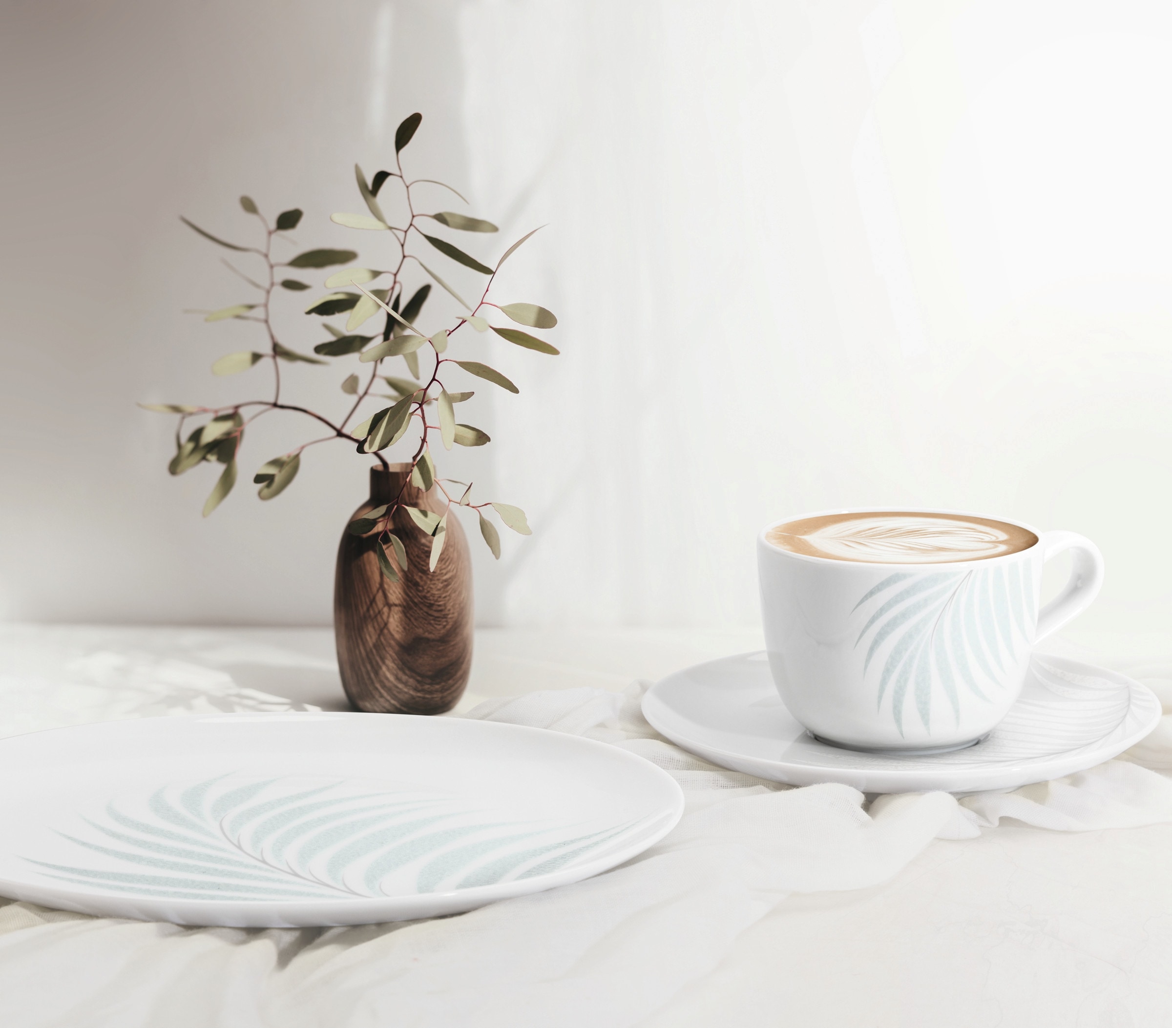 Seltmann Weiden Kaffeeservice »Geschirr-Set, 18 Teile, Liberty Mediterranean«, (Set, 18 tlg., 6x Kaffeeobertasse 0,26 l, 6x Kombi-Untertasse, 6x Frühstücksteller), Tassen, Untertassen, Teller, Made in Germany, 18 Teile, für 6 Personen