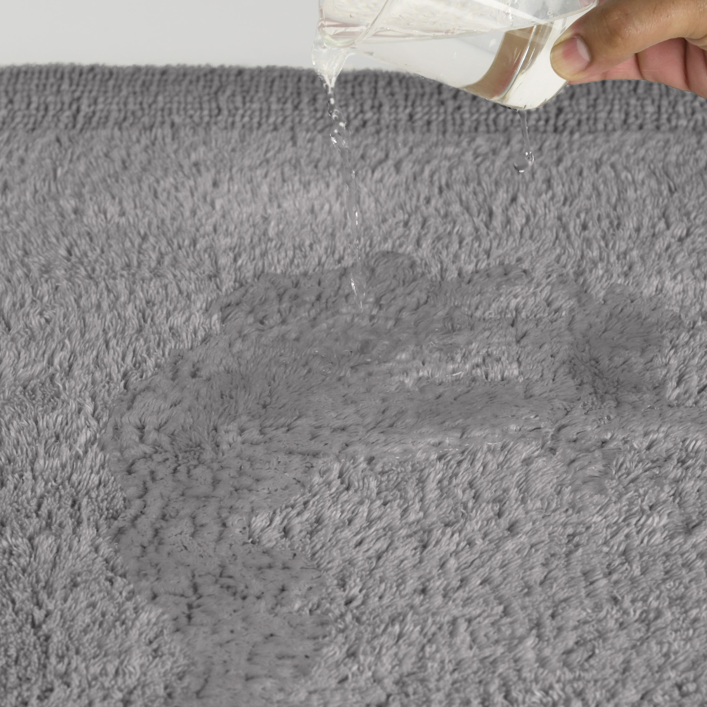 my home Badematte »Kapra, Badvorleger, Badezimmer Teppich«, beidseitig nutzbar-fußbodenheizungsgeeignet-strapazierfähig, mit Bordüre, Badteppich, Badematte, Baumwolle