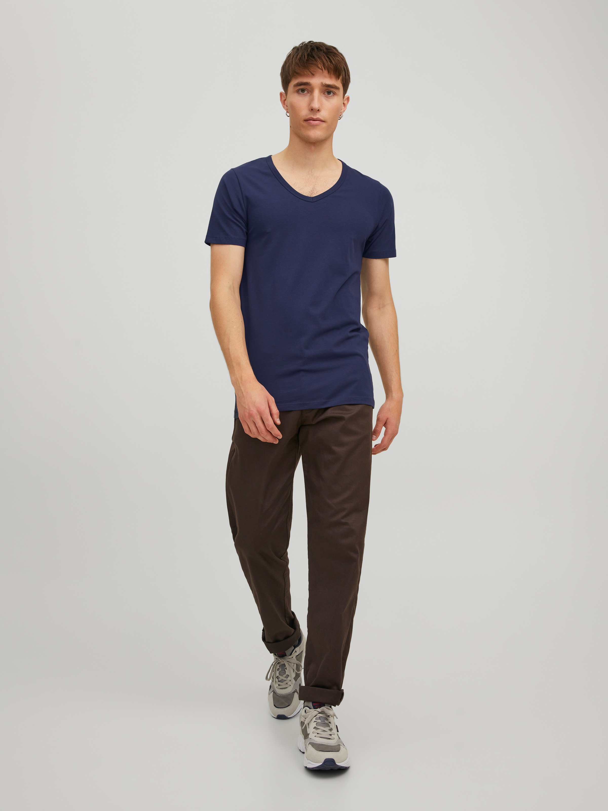 Jack & Jones T-Shirt »SLIM- FIT BASIC TEE V-NECK«, mit V-Ausschnitt
