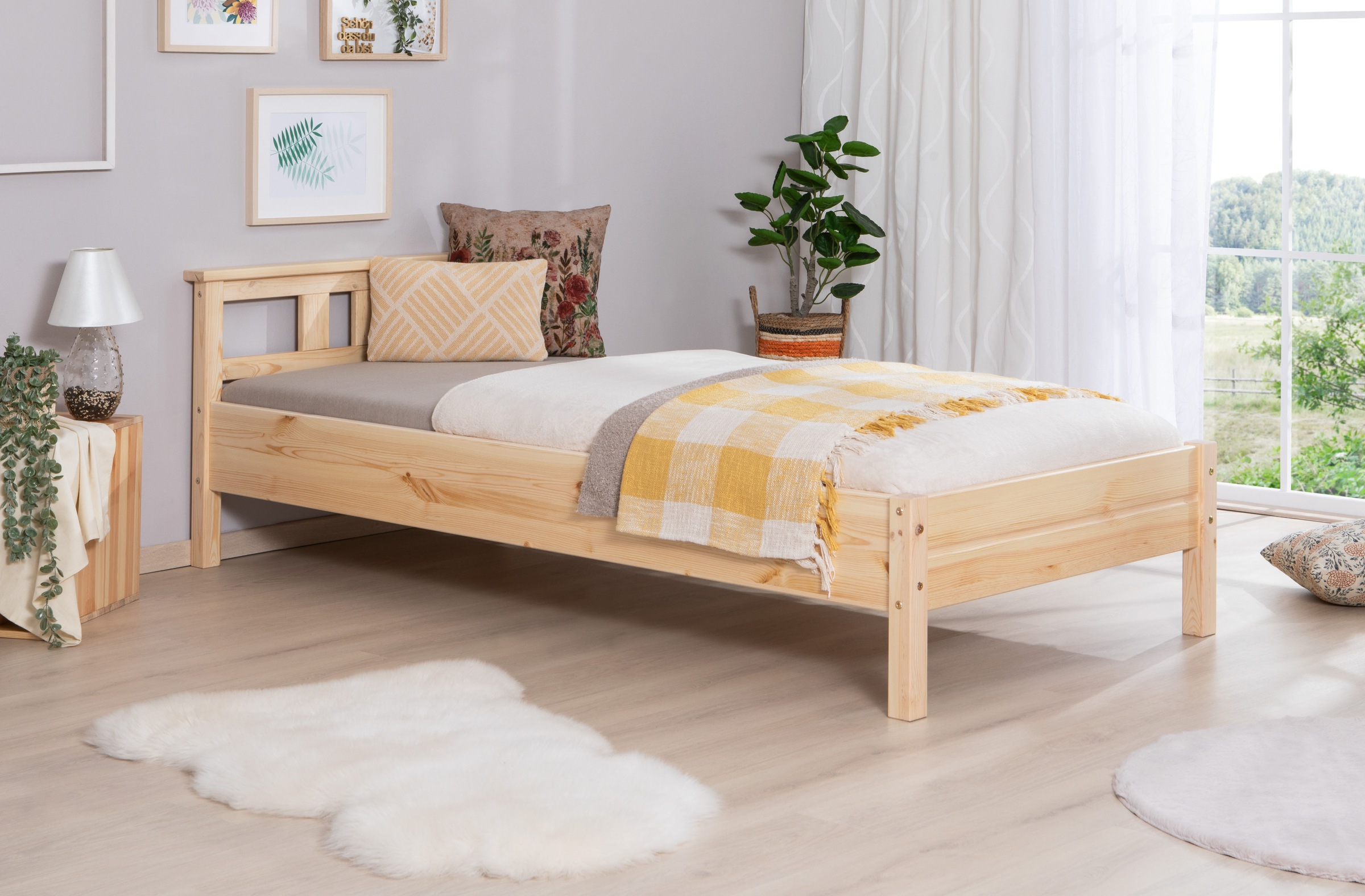 Ticaa Futonbett »Merci«, Einzelbett, aus Kiefer Massivholz, inkl. Rollrost günstig online kaufen