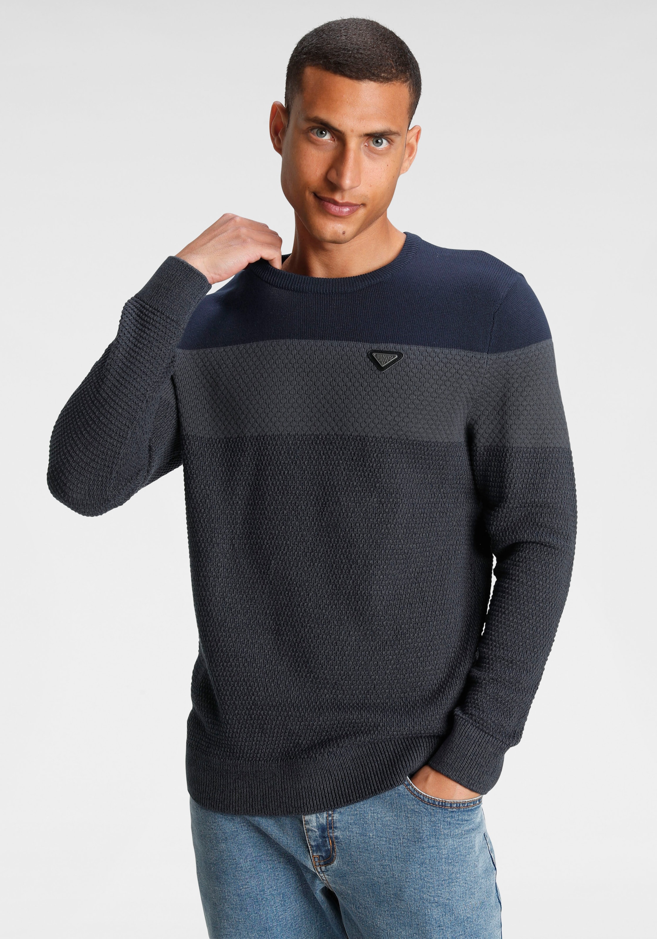 Bruno Banani Strickpullover, im modischem Look