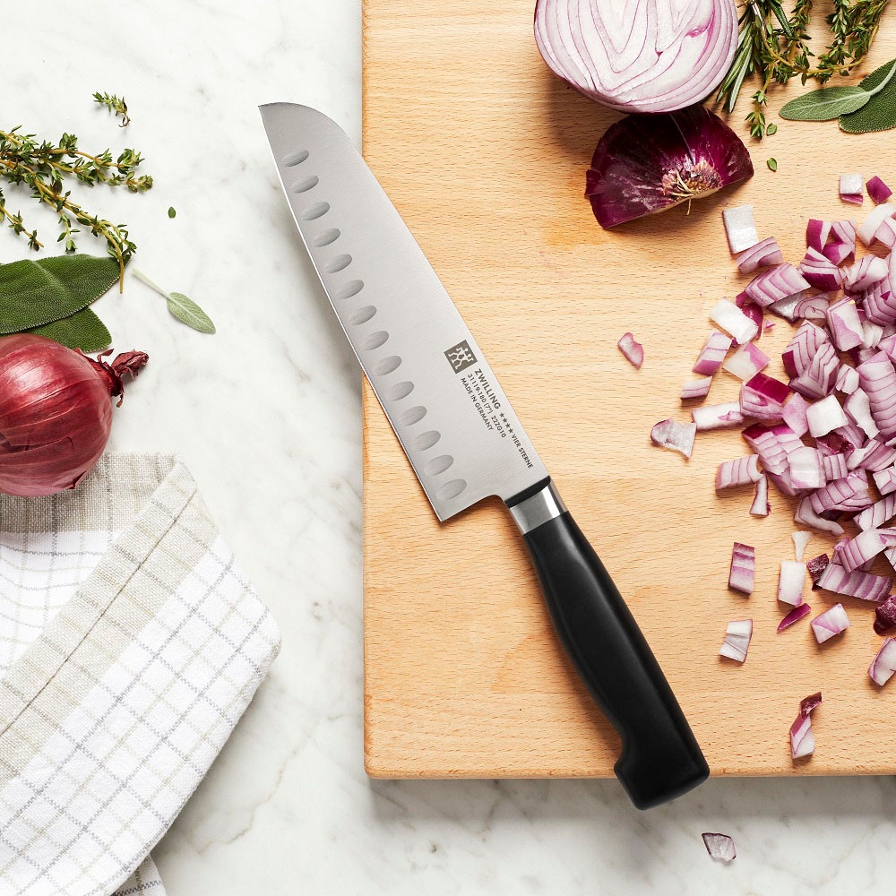 Zwilling Santokumesser »VIER STERNE«, (1 tlg.), mit Kullen, 18 cm günstig online kaufen