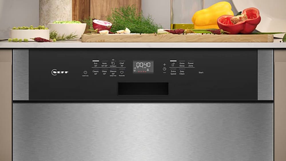 NEFF Unterbaugeschirrspüler N 70 »S127YCS04E«, 14 Maßgedecke, Zeolith® für herausragende Trocknungsergebnisse