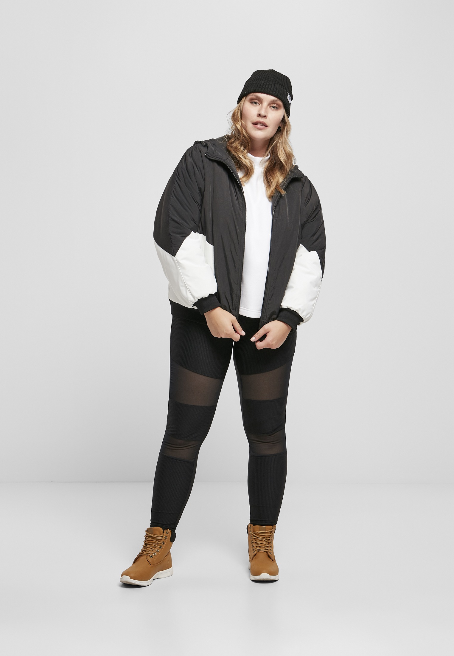 URBAN CLASSICS Allwetterjacke »Urban Classics Frauen Ladies Padded 2-Tone Batwing Jacket« 1 Stk. tlg. mit Kapuze