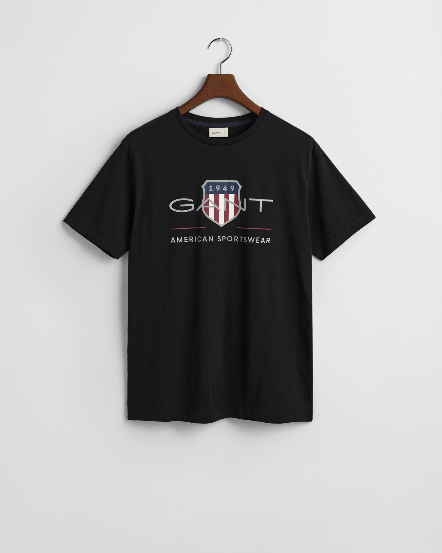 Gant T-Shirt »REG ARCHIVE SHIELD SS T-SHIRT« mit Logodruck auf der Brust
