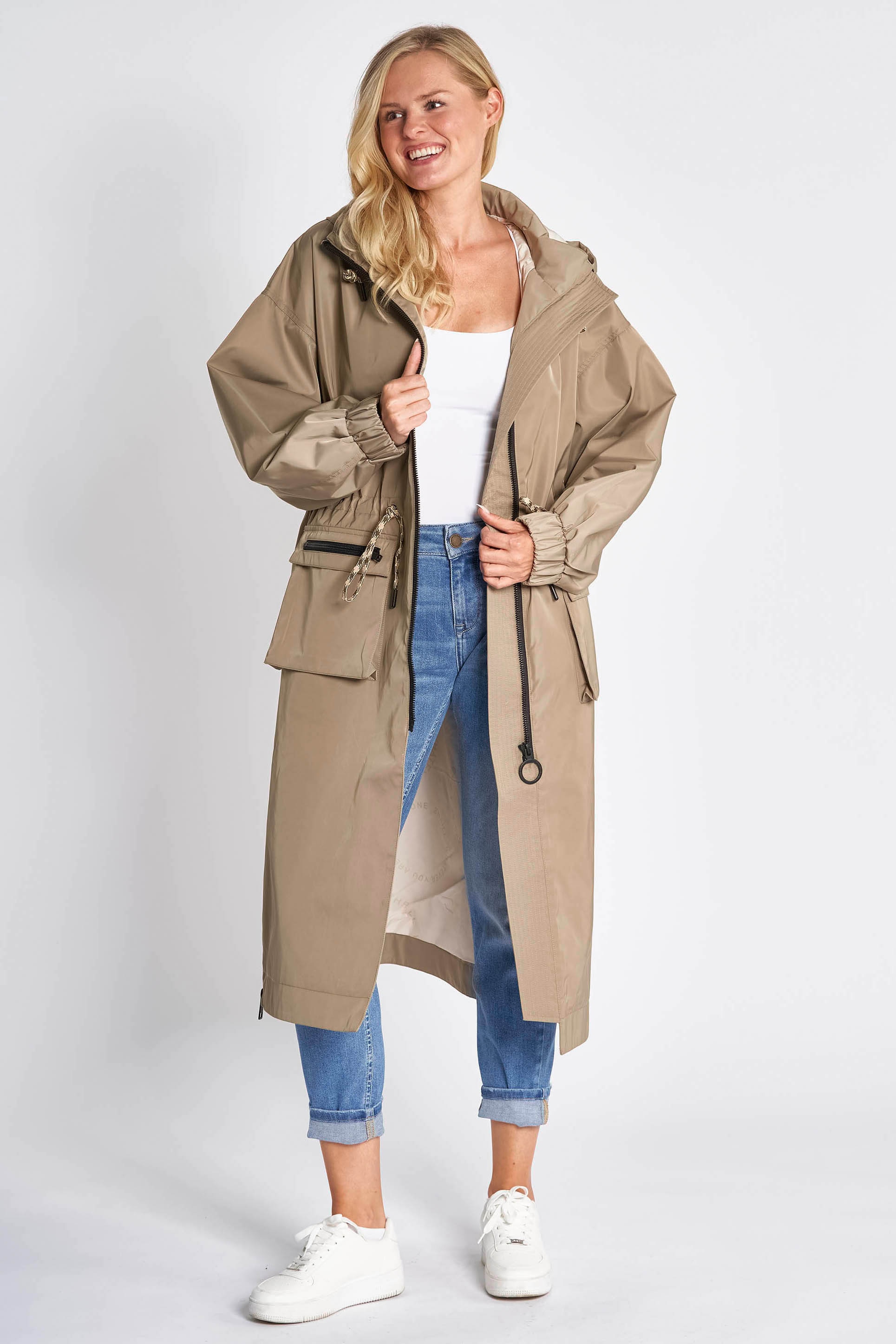 Zhrill »ZHAILA« mit Kapuze mit seitlichen Eingrifftaschen und Kapuze