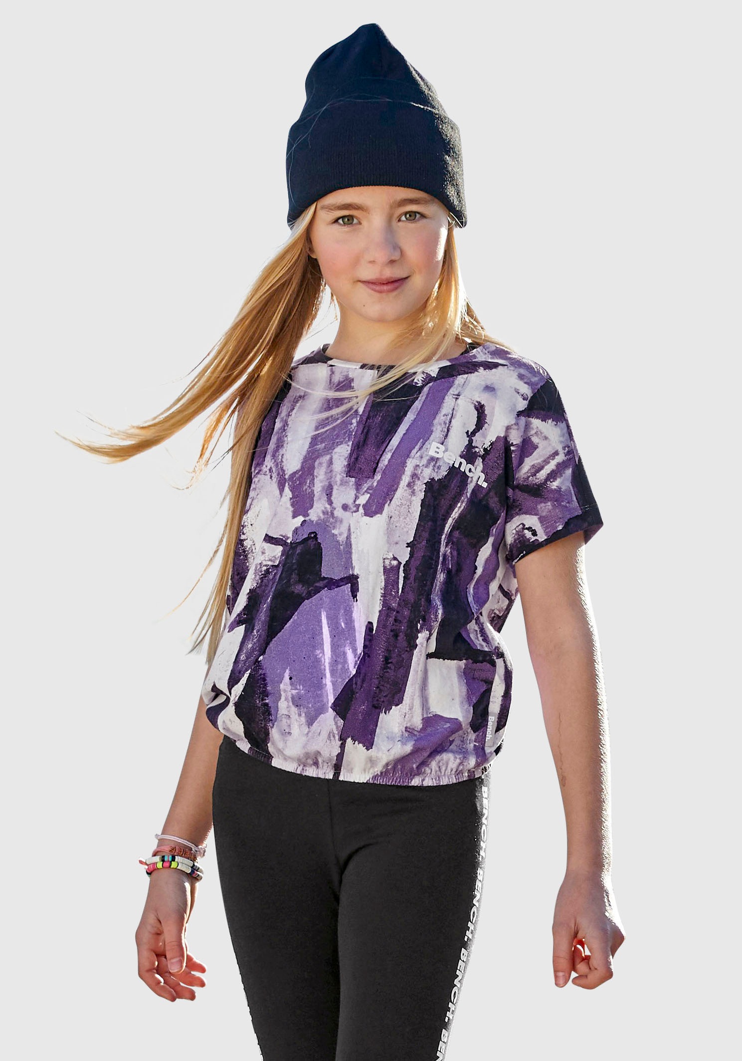 Bench. Fledermausshirt mit tollem Muster