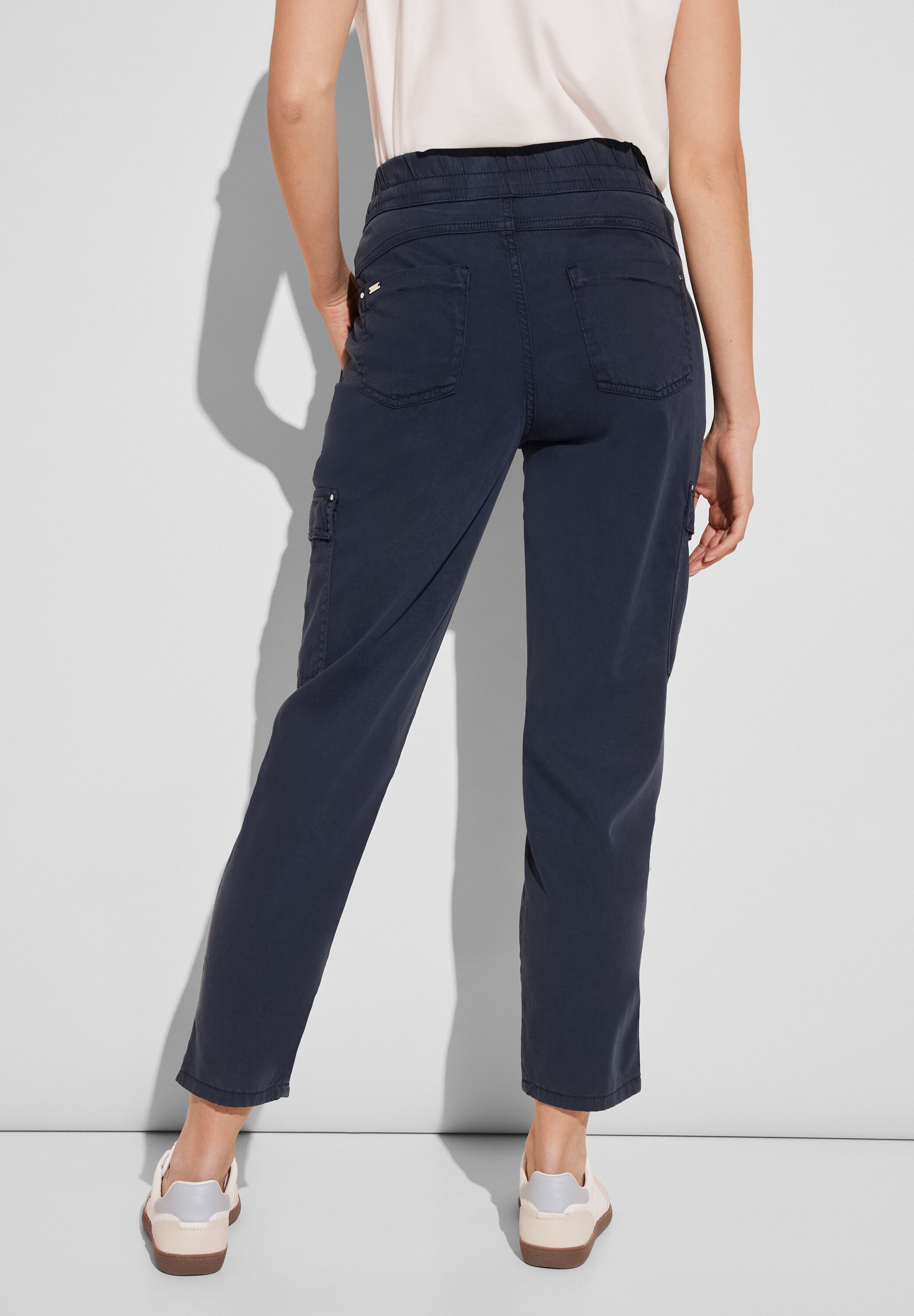 STREET ONE Cargohose, im Jogging-Stil