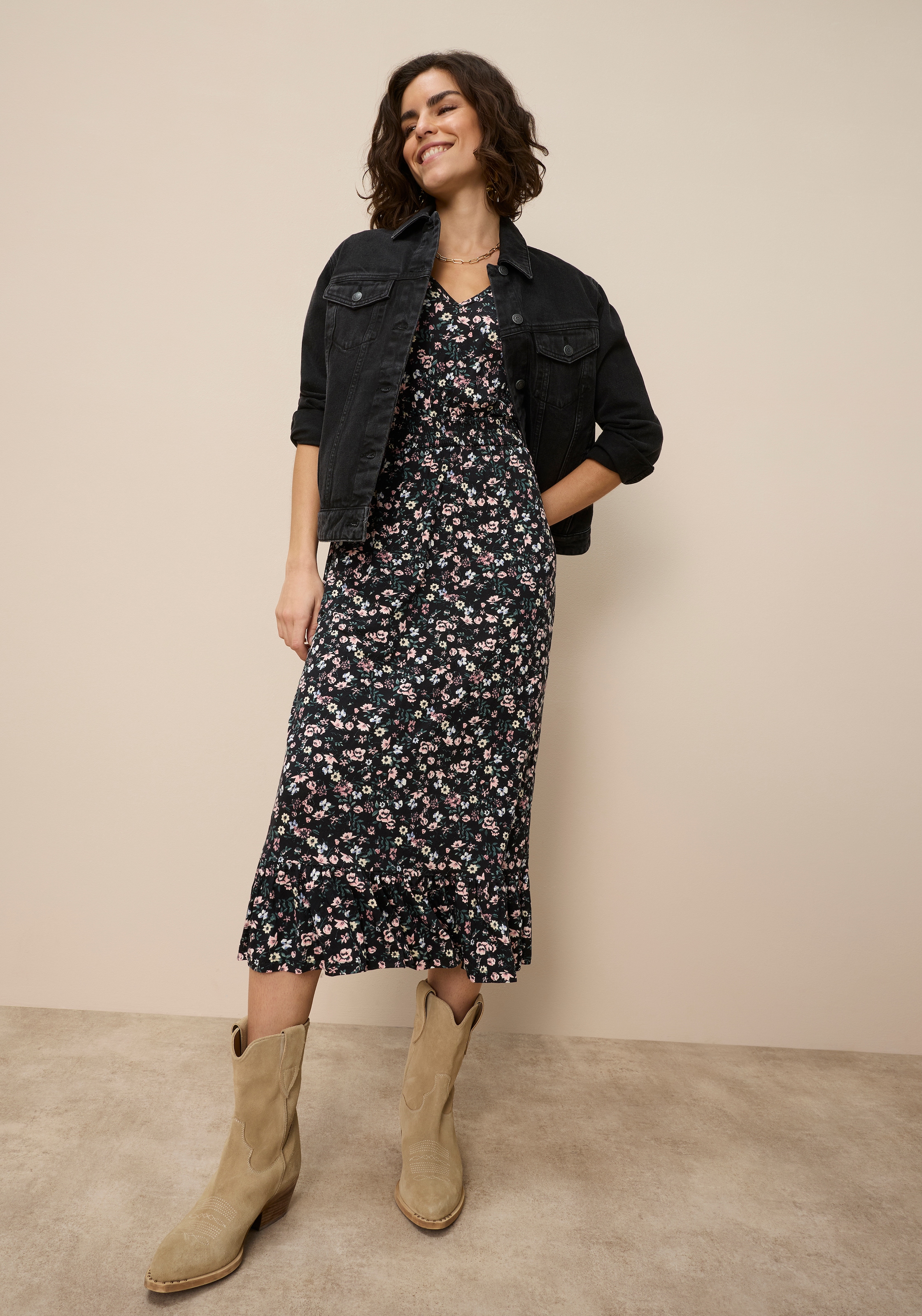 Laura Scott Sommerkleid femininer Stil, für entspannte Tage, aus elastischem Single Jersey