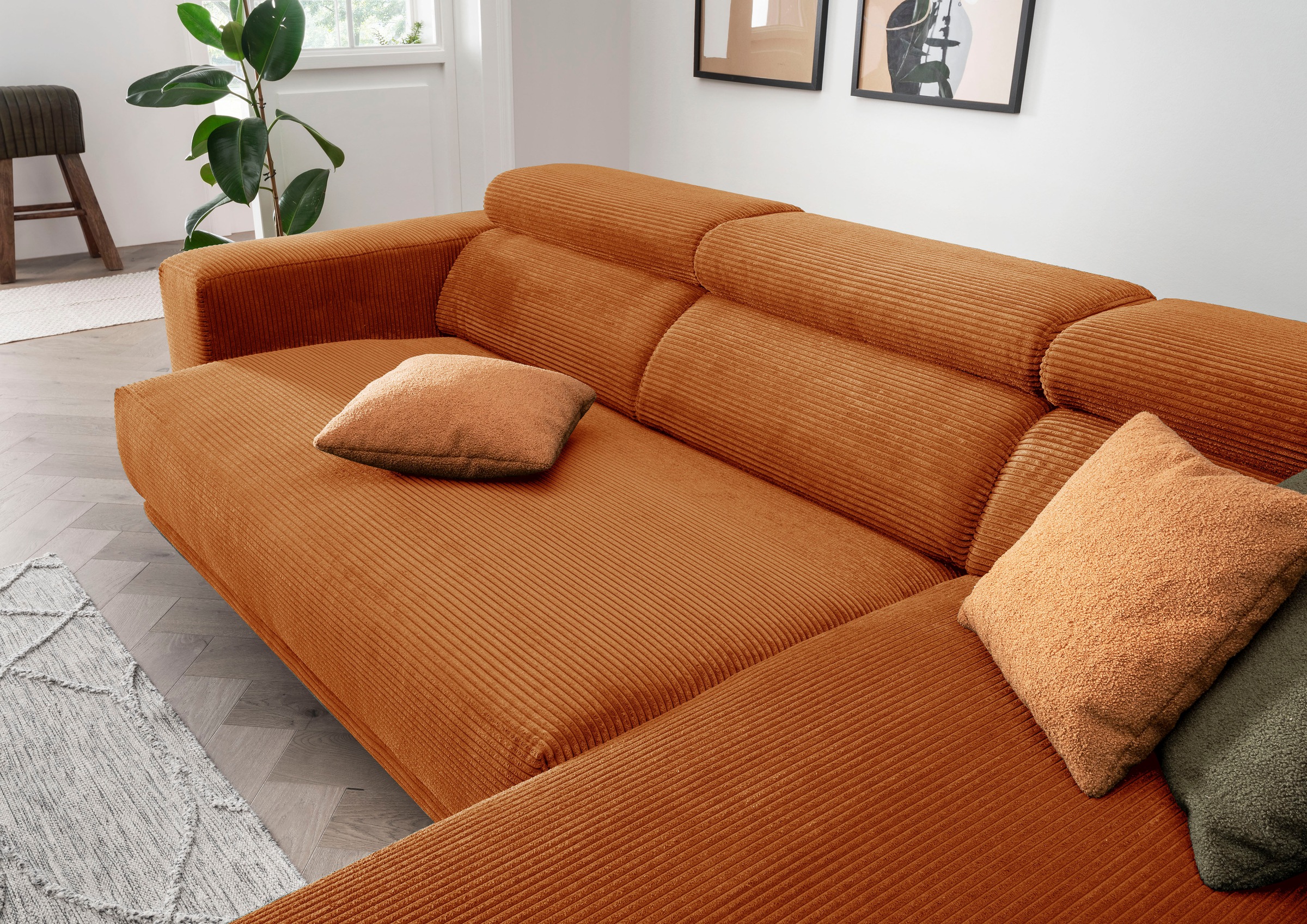 alina Ecksofa »Hikari«, wahlweise mit Sitzvorzug, in modernem Cordstoff, Breite 276 cm