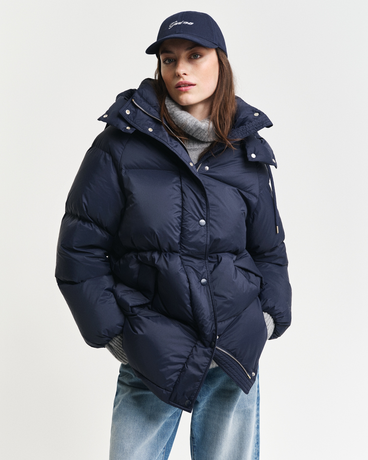 Gant Steppjacke »MID LENGTH DOWN JACKET«, mit Kapuze, mit 2-Wege-Reißverschluss