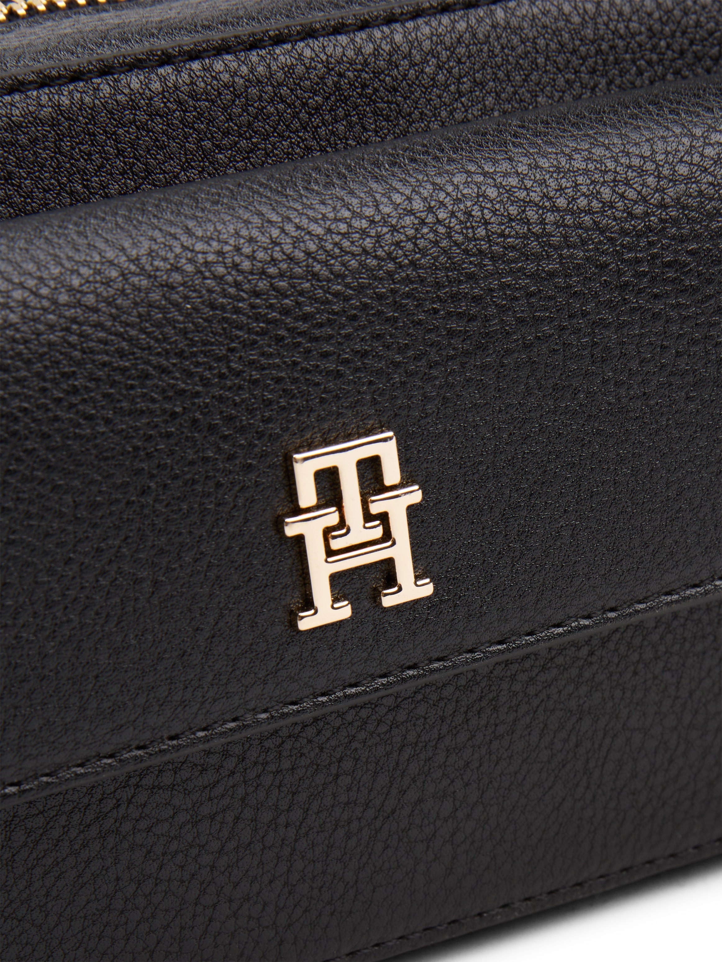 Tommy Hilfiger Umhängetasche »TH DISTINCT CAMERA BAG«, Damen Schultertasche, Minibag mit zusätzlichem Vordertachenfach