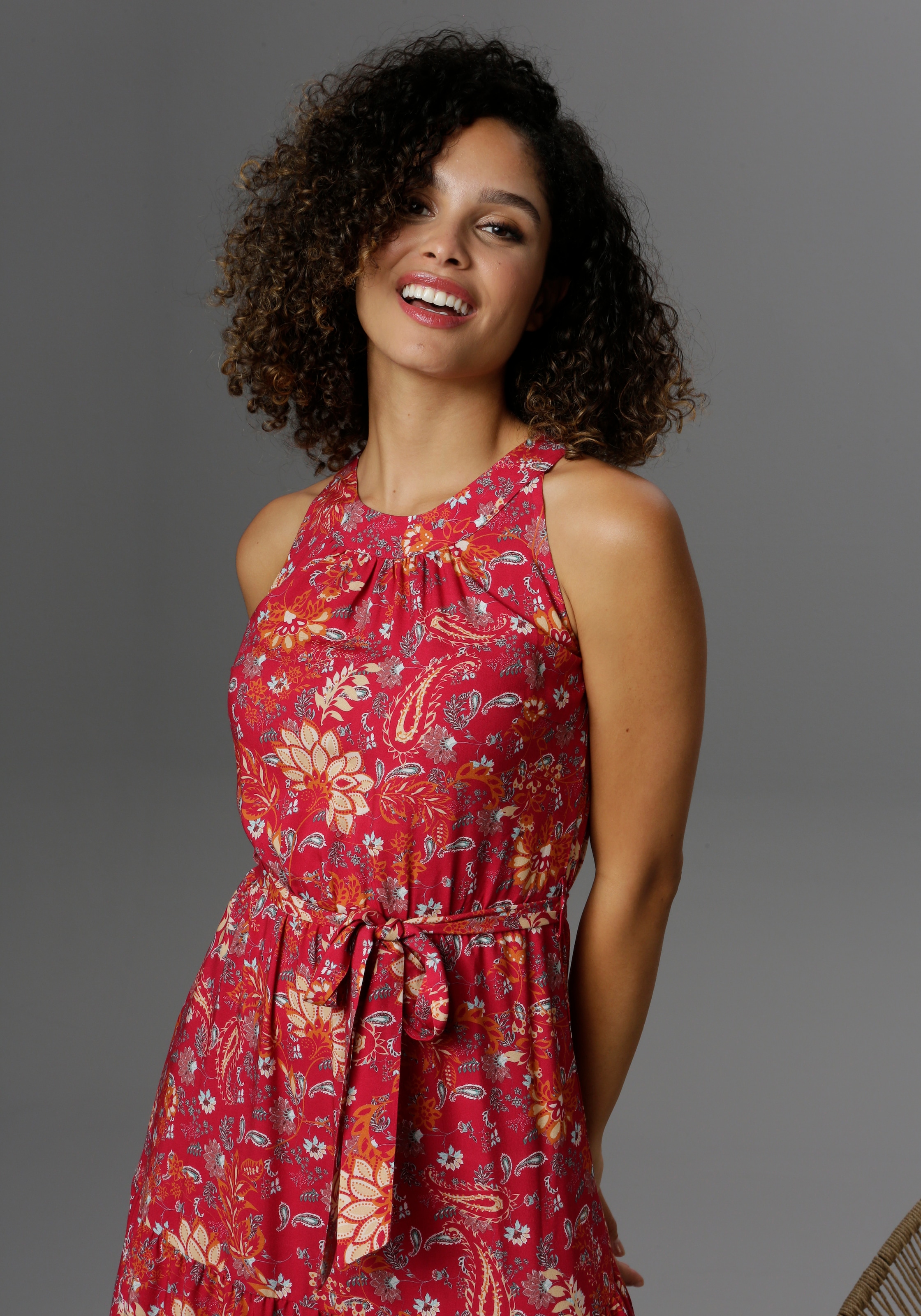 Aniston CASUAL Sommerkleid, mit fantasievollem kaufen Blumendruck