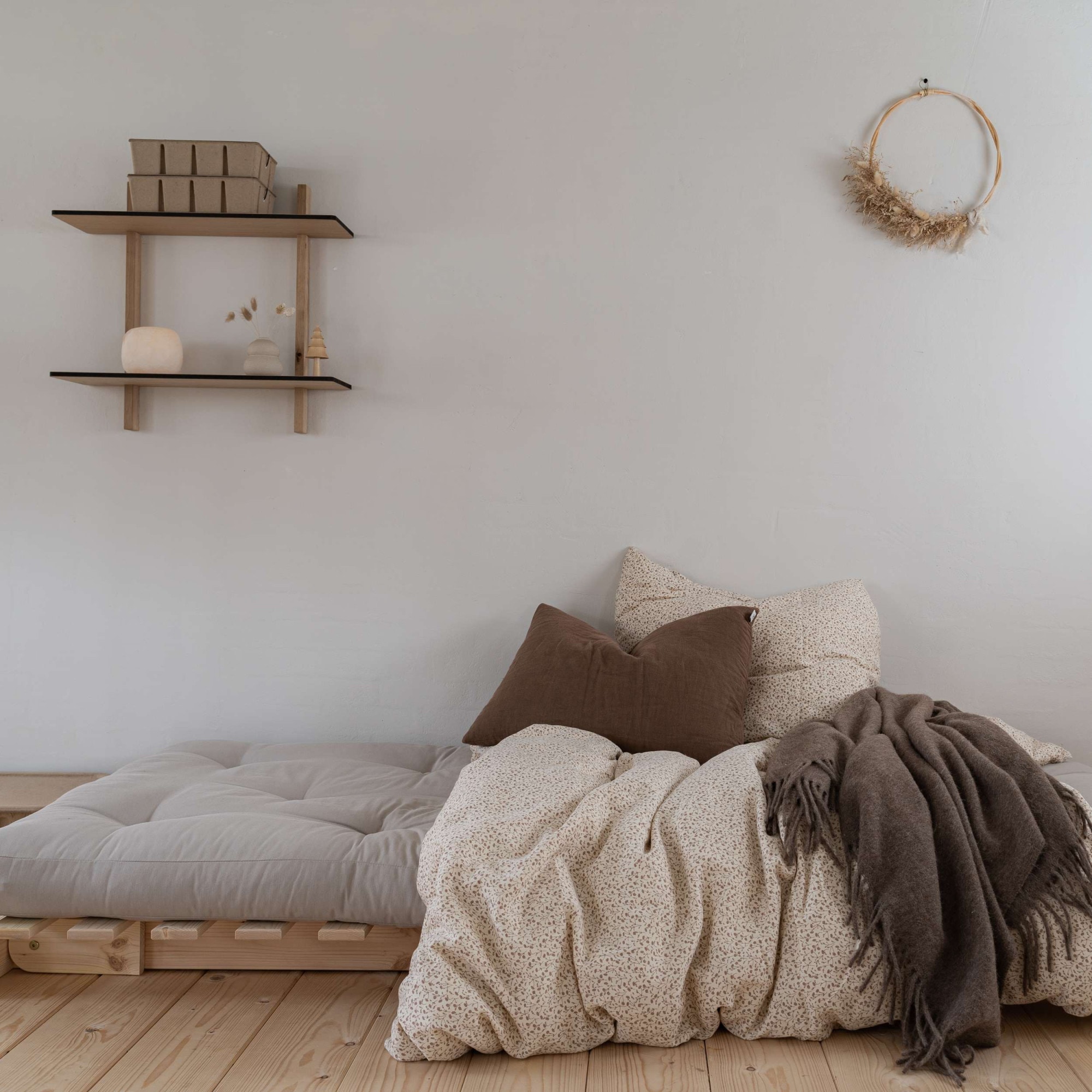 Karup Design Daybett »Roots Sofa Bed, Schlafsofa, Bettfunktion, FSC®-Massivholz, B: 90 cm« Inkl. Futonmatratze. Made in Europe, minimalistisches Design