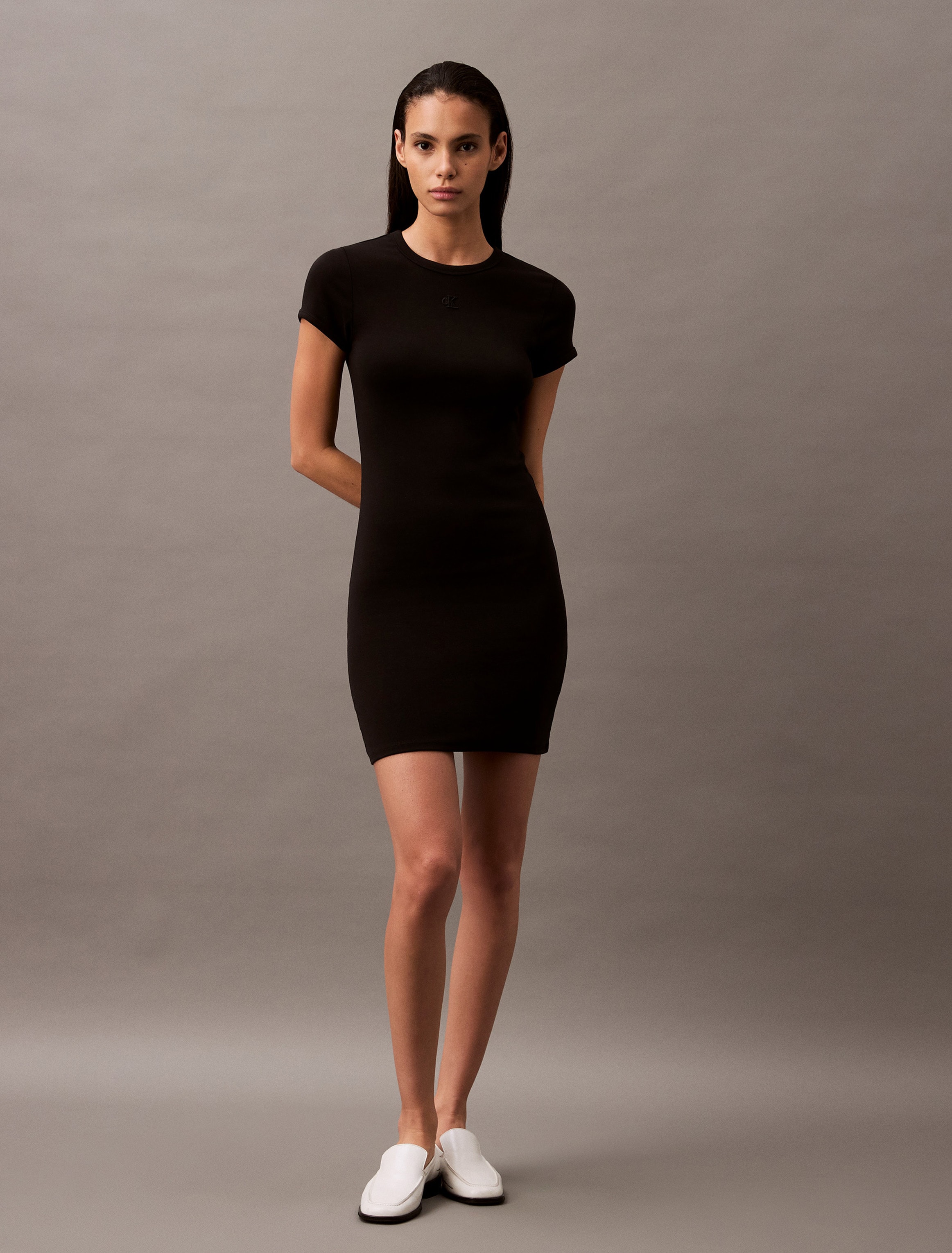 Calvin Klein Jeans Jerseykleid »SS CTN CNTR 1X1 RB S«, Mit Rundhalsausschnitt