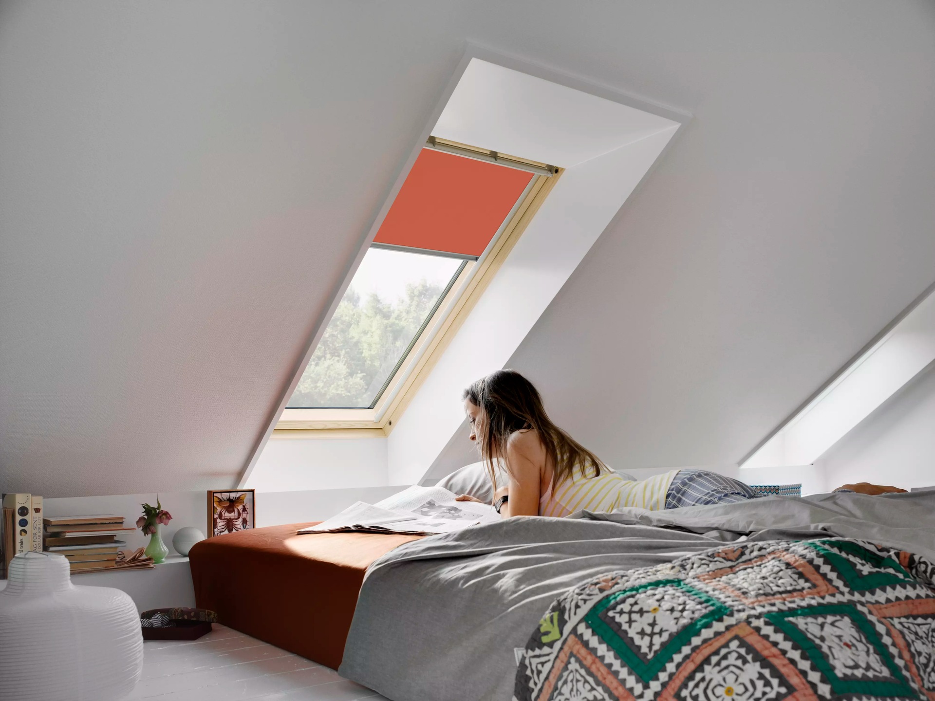 VELUX Verdunklungsrollo »DKL 4564S, Farbe: orange«, verdunkelnd, ohne Bohren, in Führungsschienen, alufarbene Führungsschienen & Griffleiste