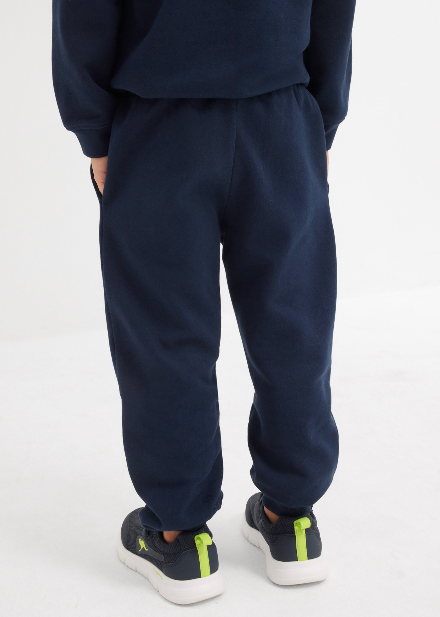 bonprix Jogginghose  im Doppelpack, aus Baumwolle und Polyester, Regular Fit, für Kinder