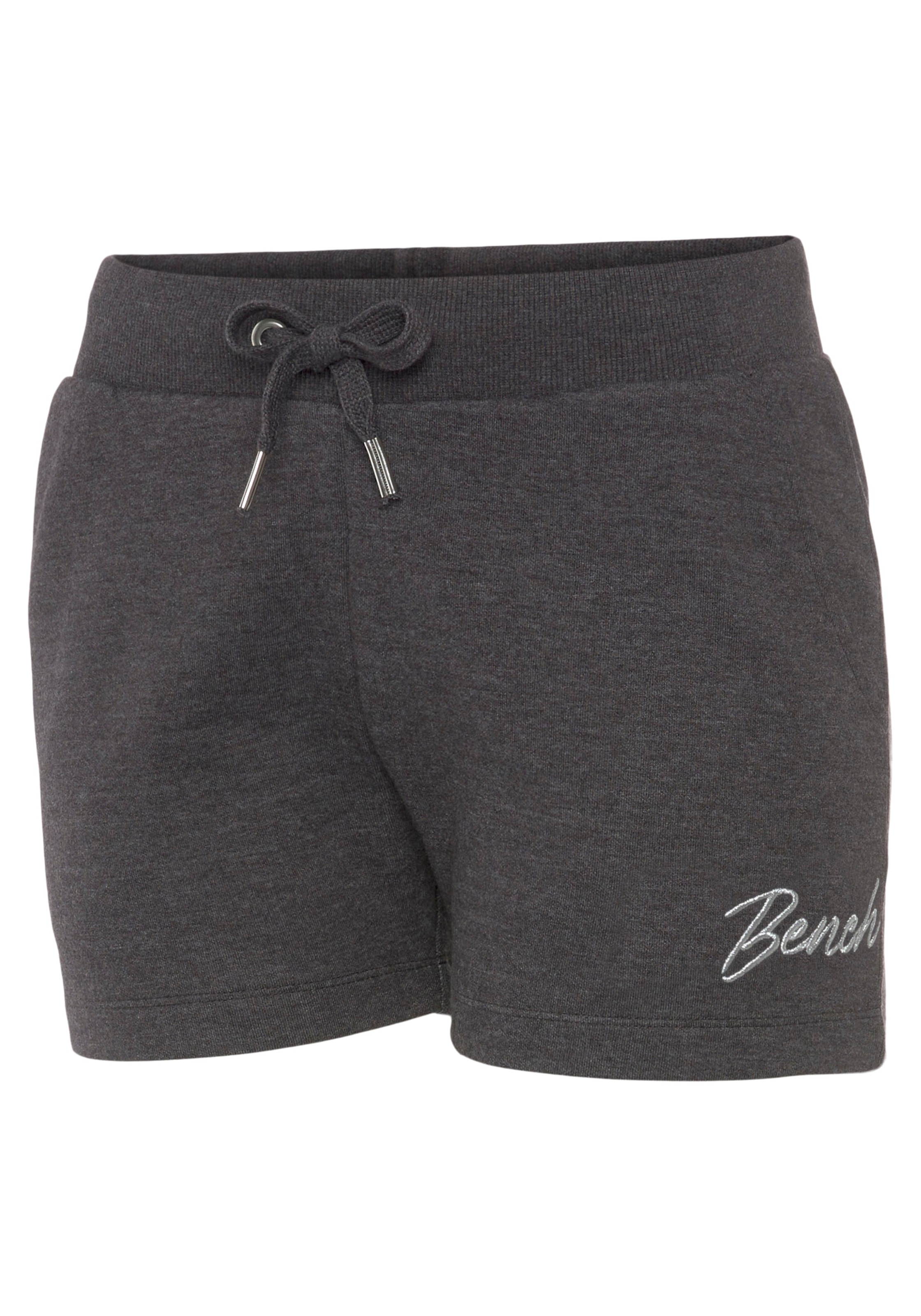 Bench. Loungewear Relaxshorts, mit kleiner glänzenden Logostickerei, Loungewear