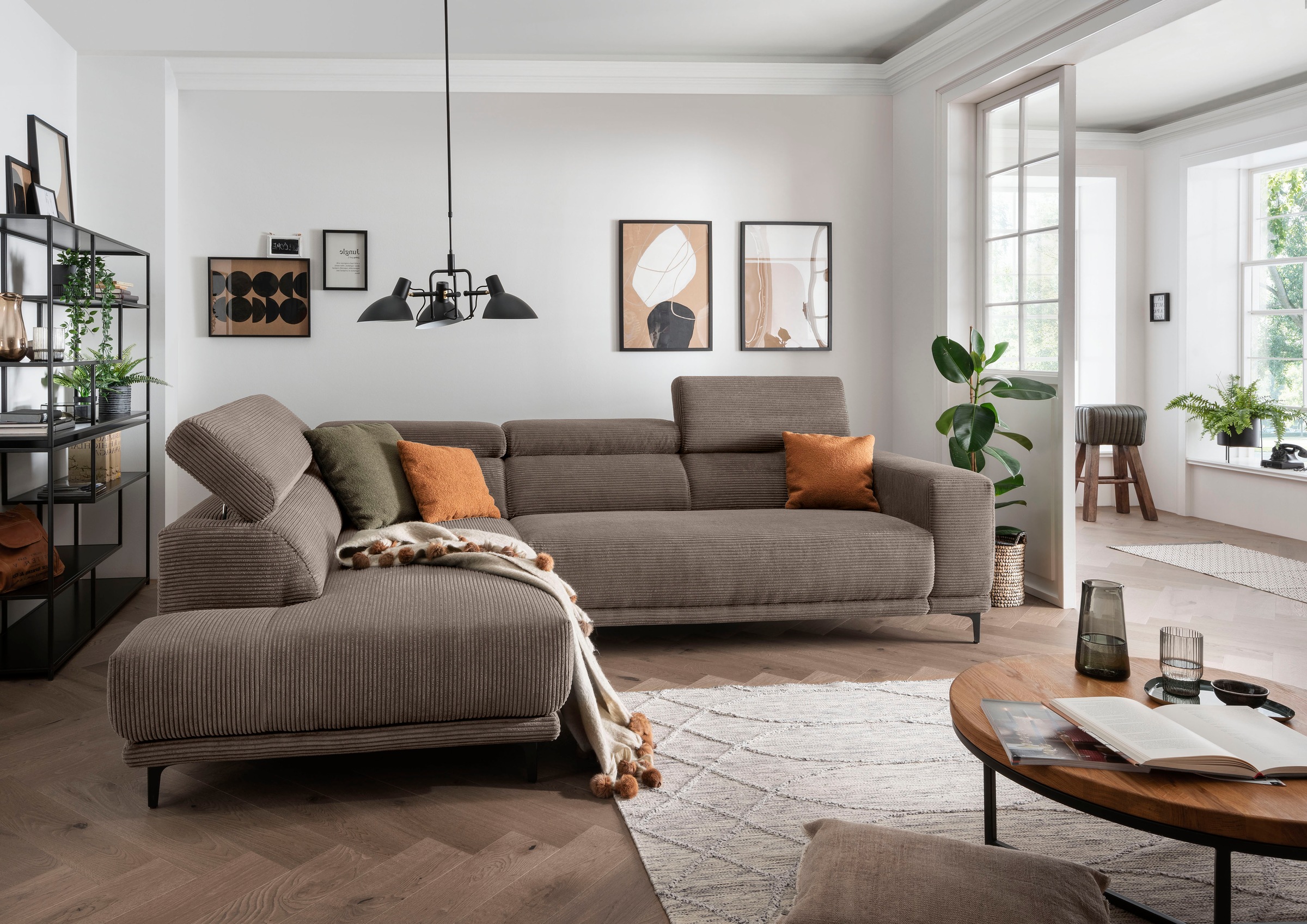 alina Ecksofa »Hikari« wahlweise mit Sitzvorzug, in modernem Cordstoff, Bre günstig online kaufen