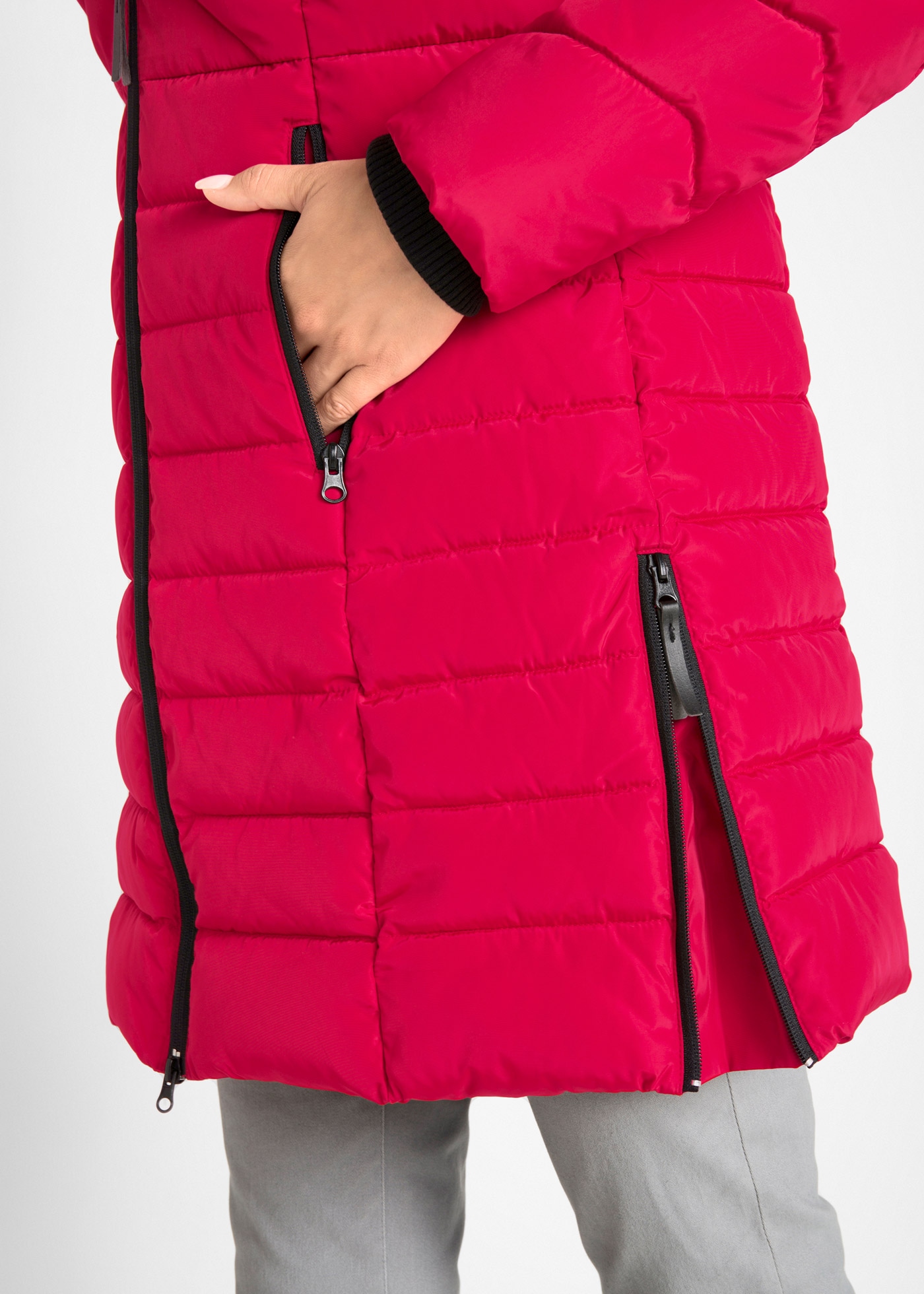 bonprix Steppjacke »Winterjacke« mit Kapuze Winterjacke mit Wattierung und abnehmbarer Kapuze
