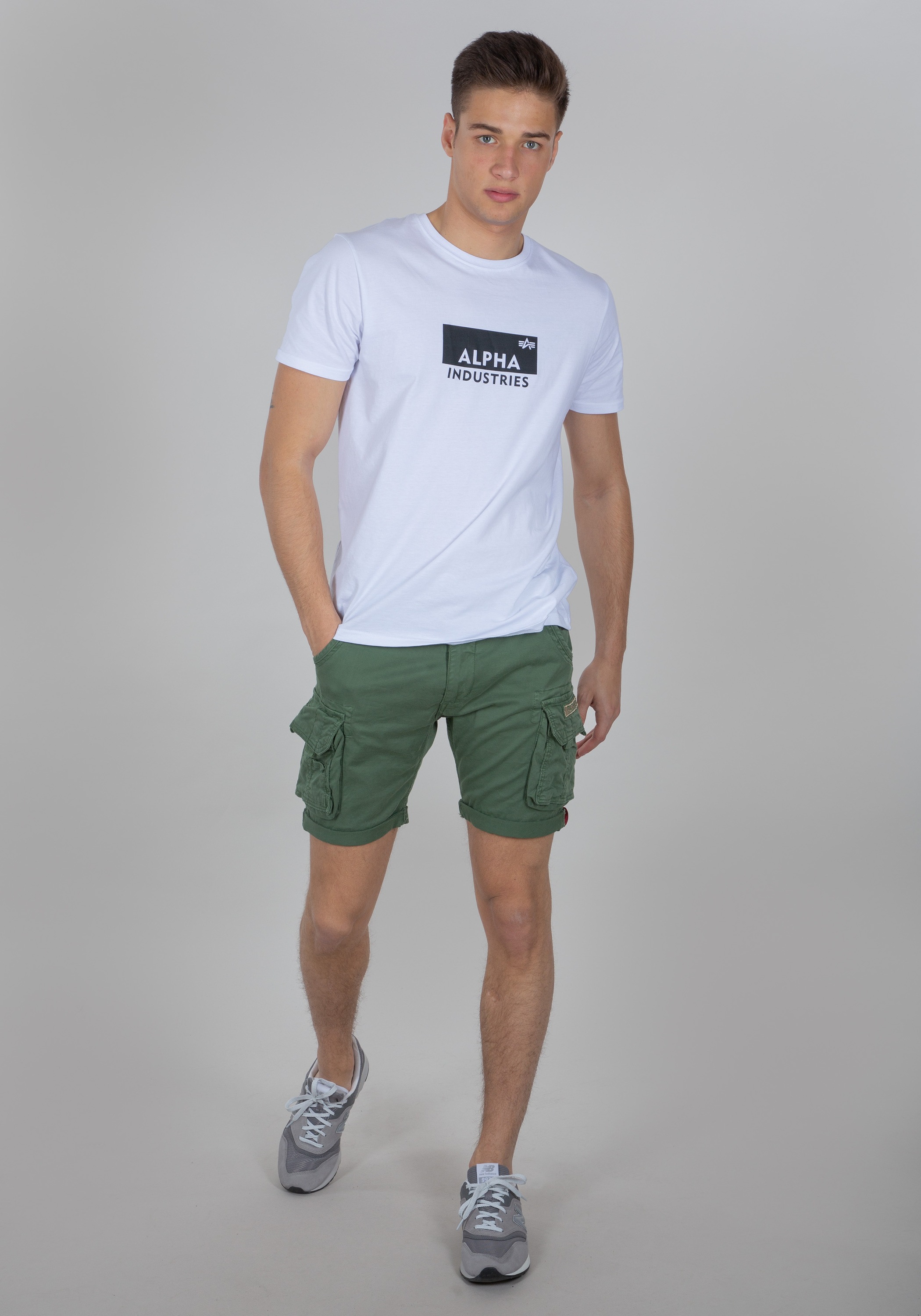 2. Bild von Alpha Industries Shorts »ALPHA INDUSTRIES Men - Shorts Crew Short«