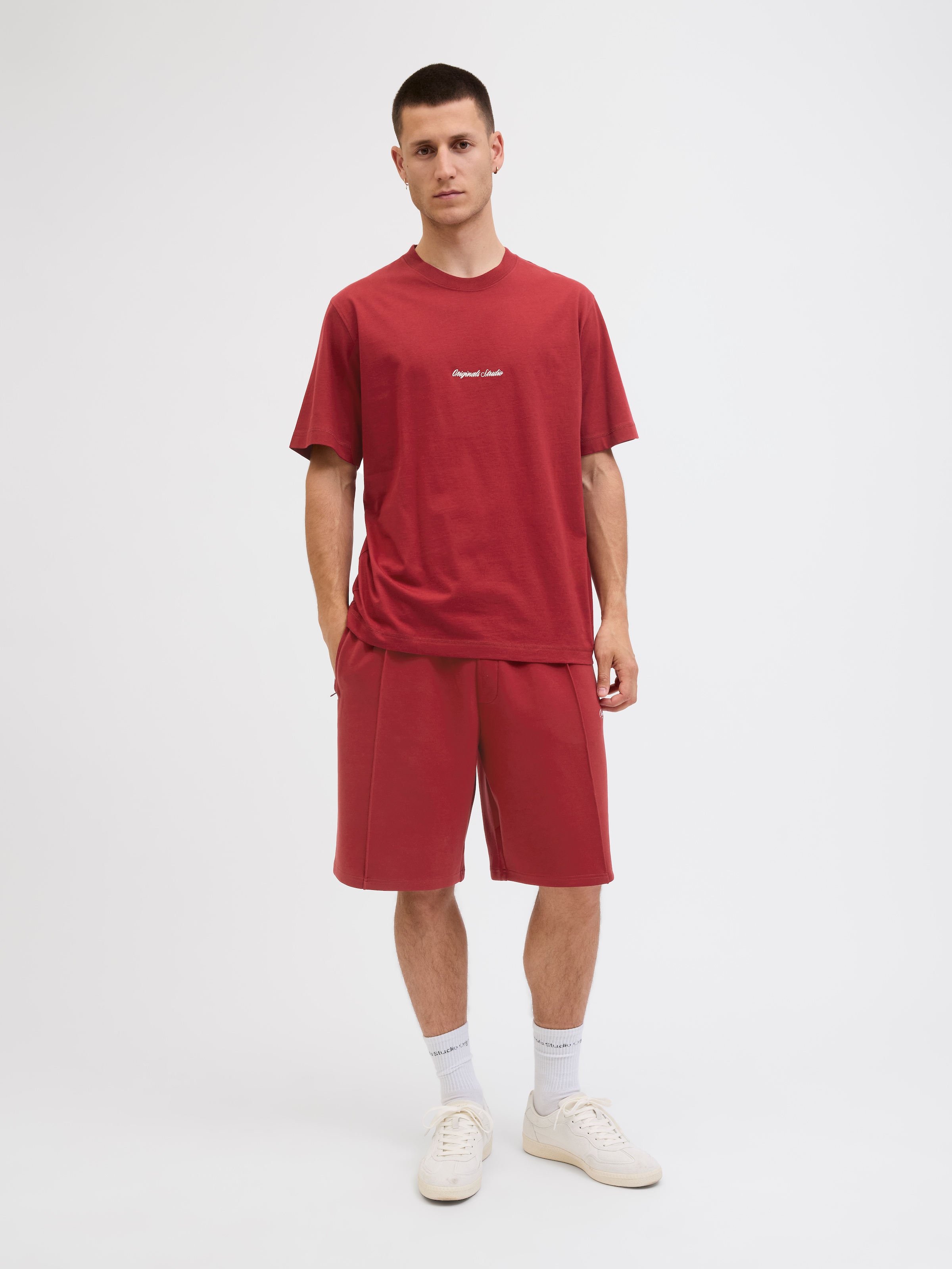 Jack & Jones Rundhalsshirt »JORNORREBRO EMB TEE SS CREW NECK NOOS« Baumwolle, locker geschnitten