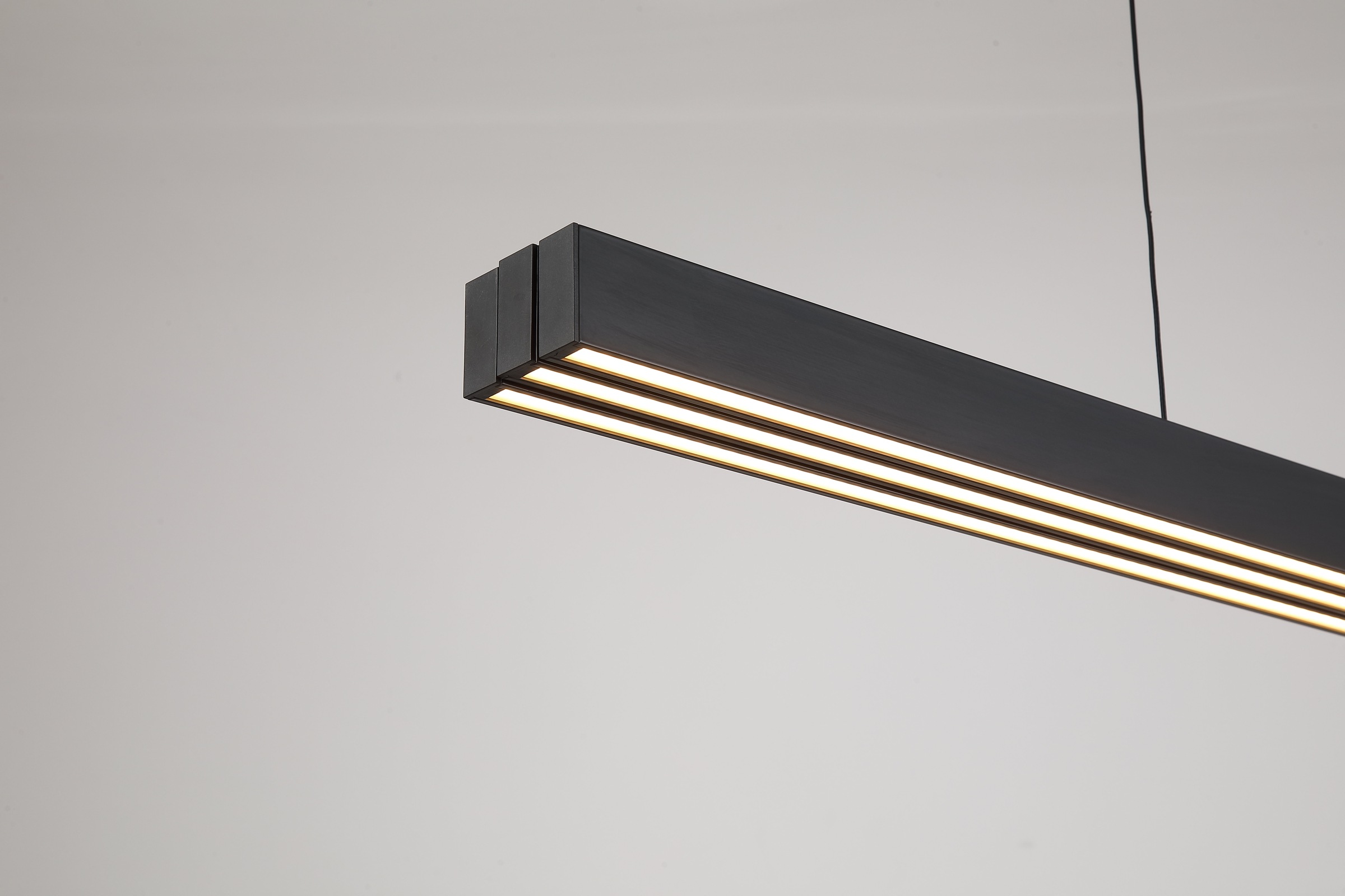 Searchlight LED Pendelleuchte »Linearer LED-Pendel, Schwarz« LED-Modul 1 Stk.