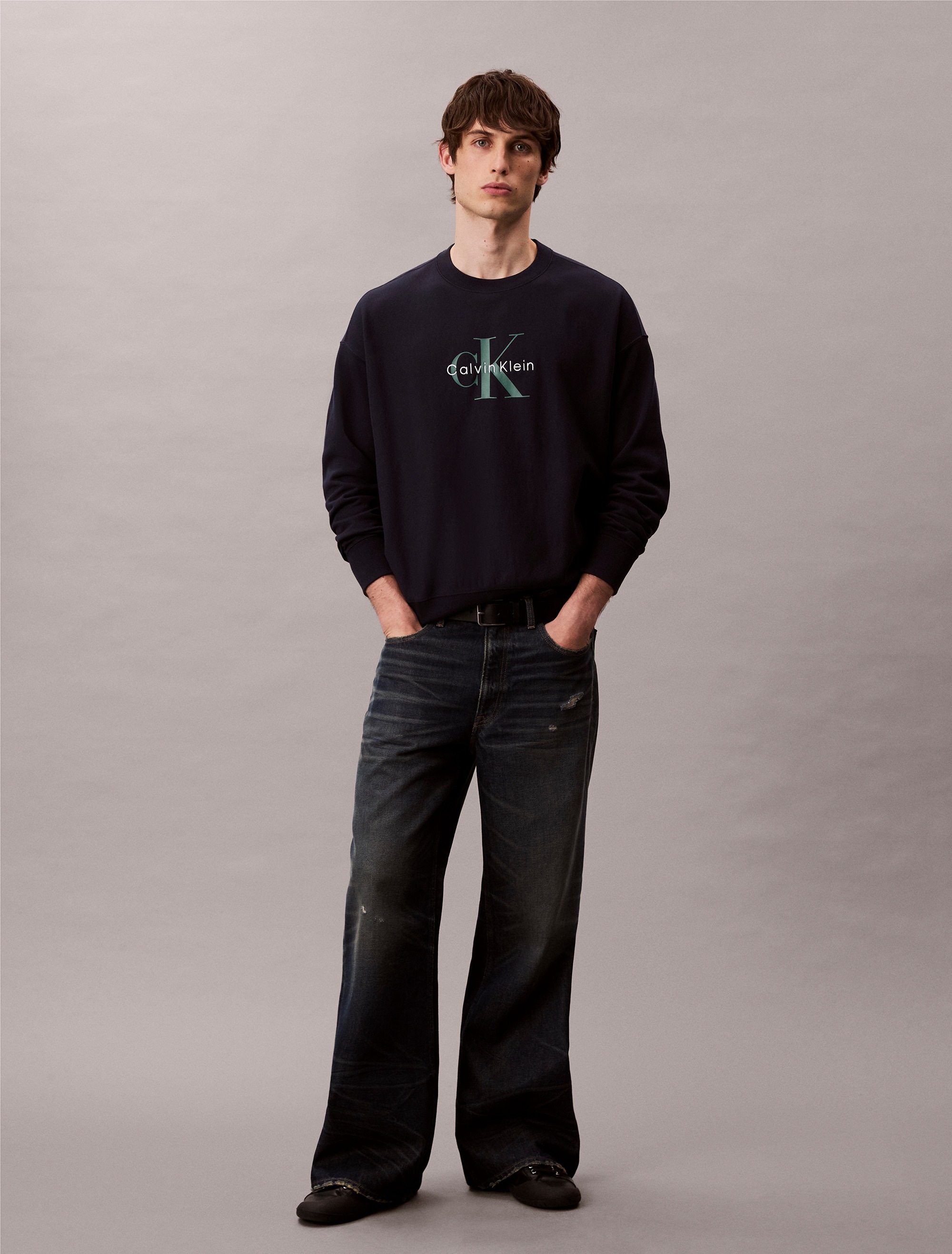 Calvin Klein Jeans Sweatshirt »LS EU 350TERRY MONOLOGO CN SWTSH«, Rundhalsausschnitt, regular fit