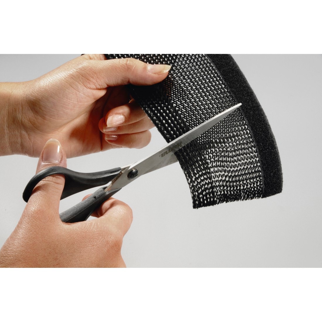 Hama Geflechtschlauch »Flexibler Kabelschlauch mit Klettverschluss, 20 - 40 mm, 1,8 m«