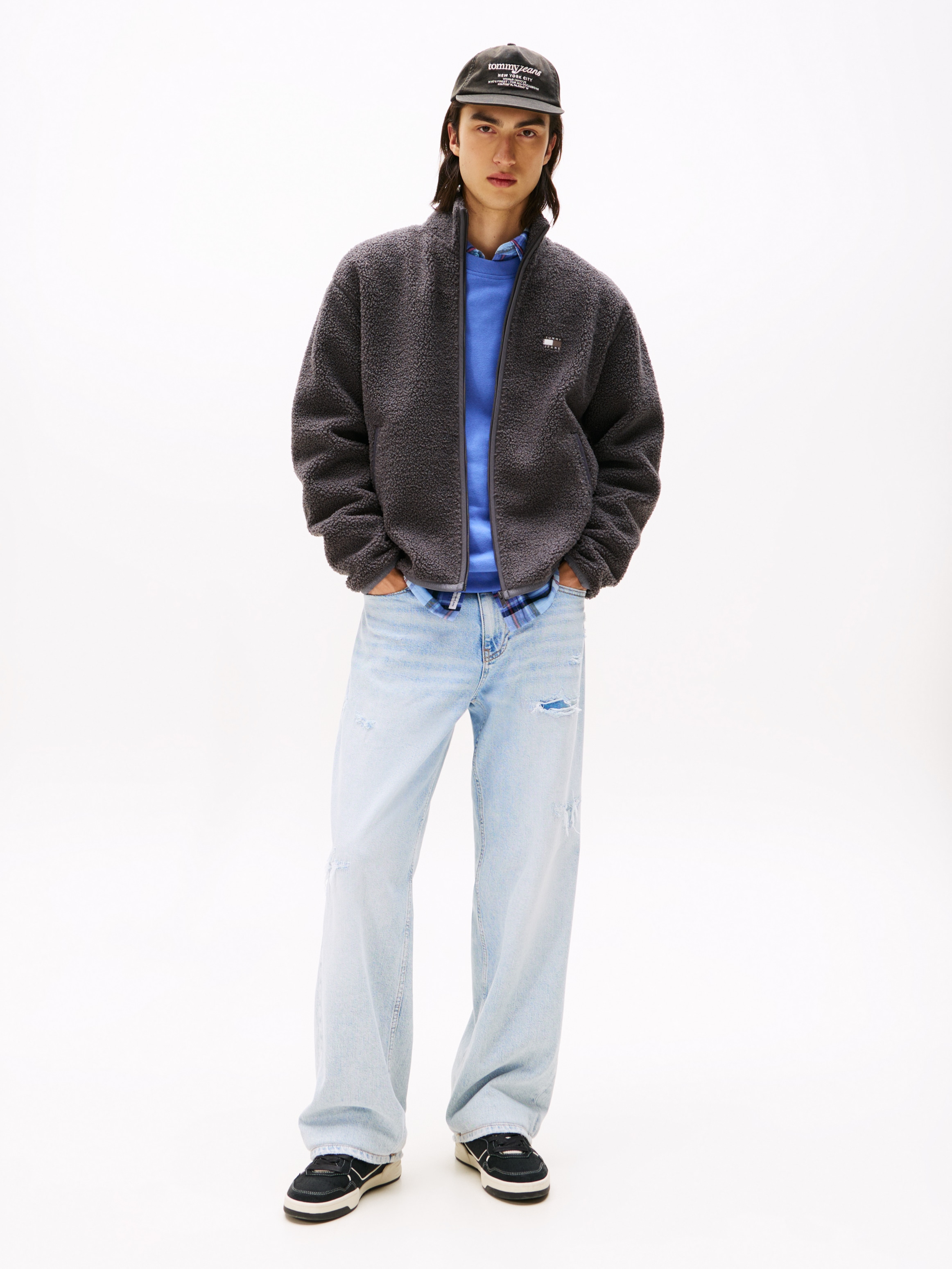 Tommy Jeans Sweatjacke »TJM BADGE TEDDY«, Relaxed fit, Teddy-Fleece, Stehkragen