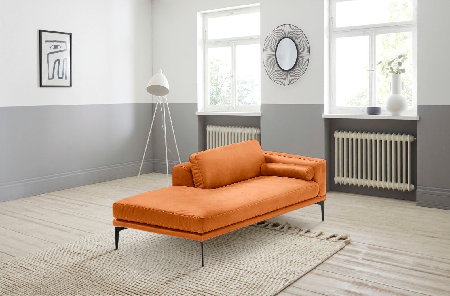 Egoitaliano Ottomane »Masu, Design trifft super Sitzkomfort, mit toller Detailverarbeitung«, Rückenkissen und Armteilrolle für mehr Komfort, mit Metallfüßen