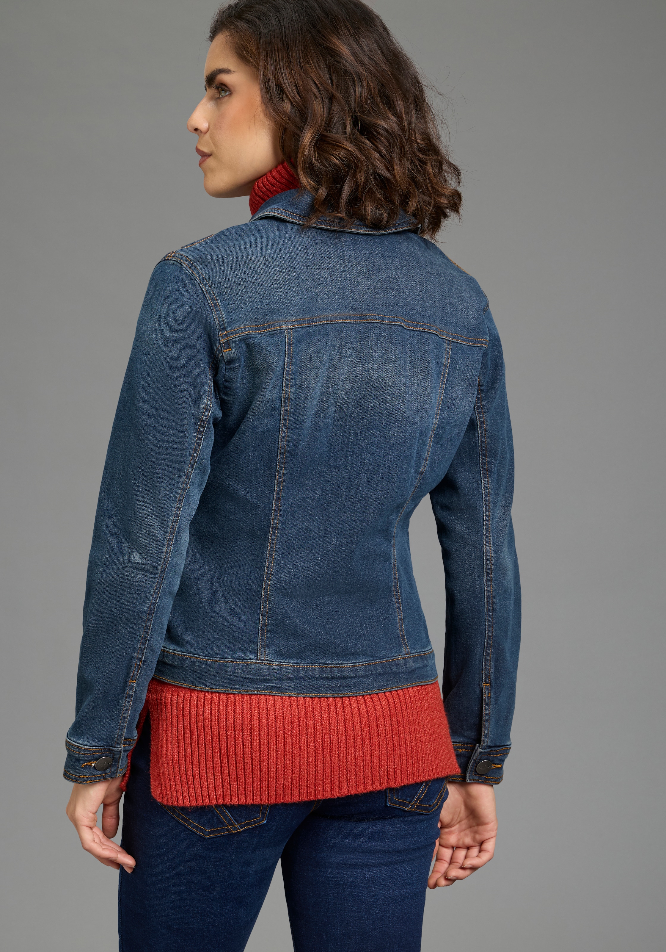 Arizona Jeansjacke aus Baumwollmischung,  figurbetont,  in Stretch-Qualität