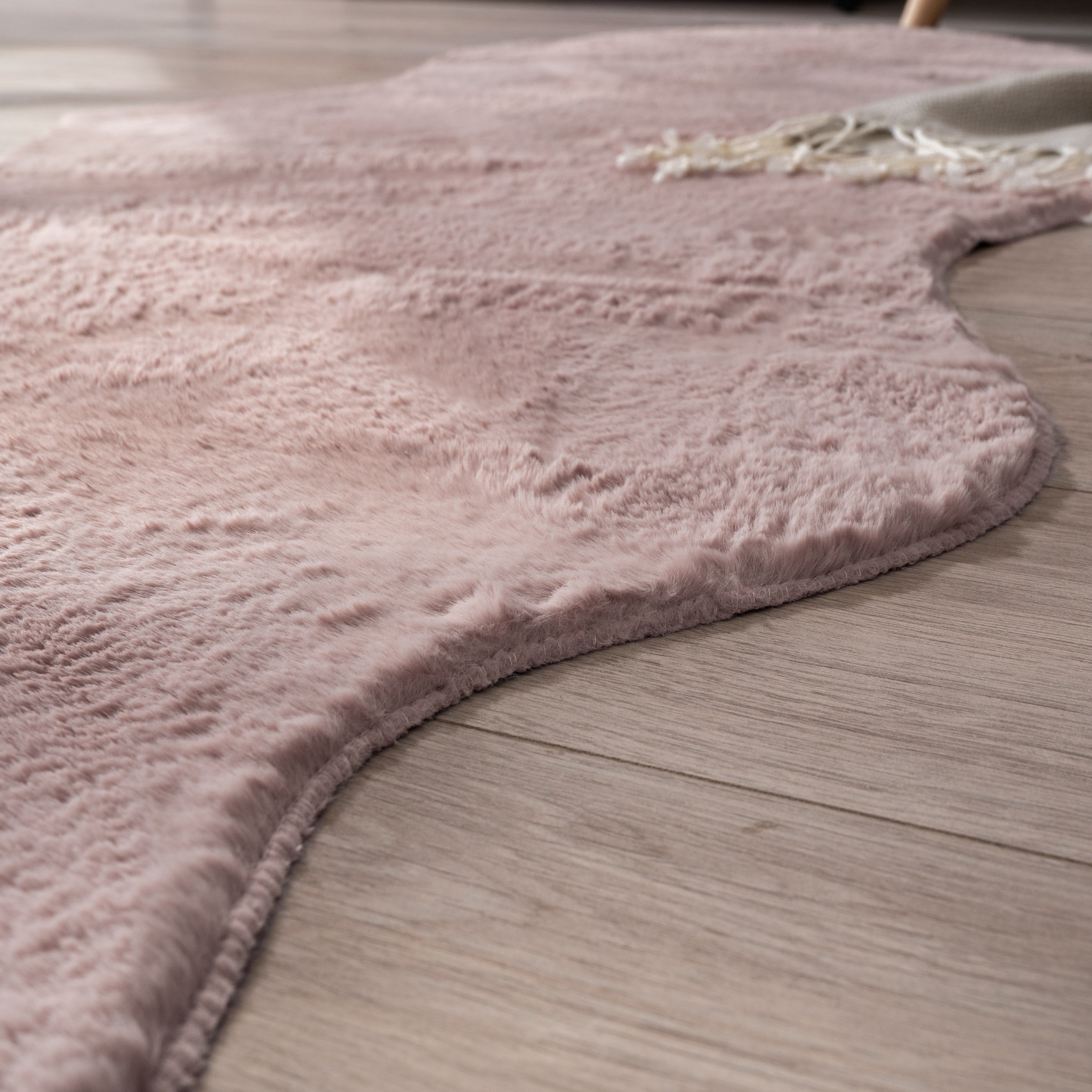 Paco Home Fellteppich »Pelt 640«, fellförmig, 16 mm Höhe, Kunstfell, Uni Farben, sehr weicher Flor