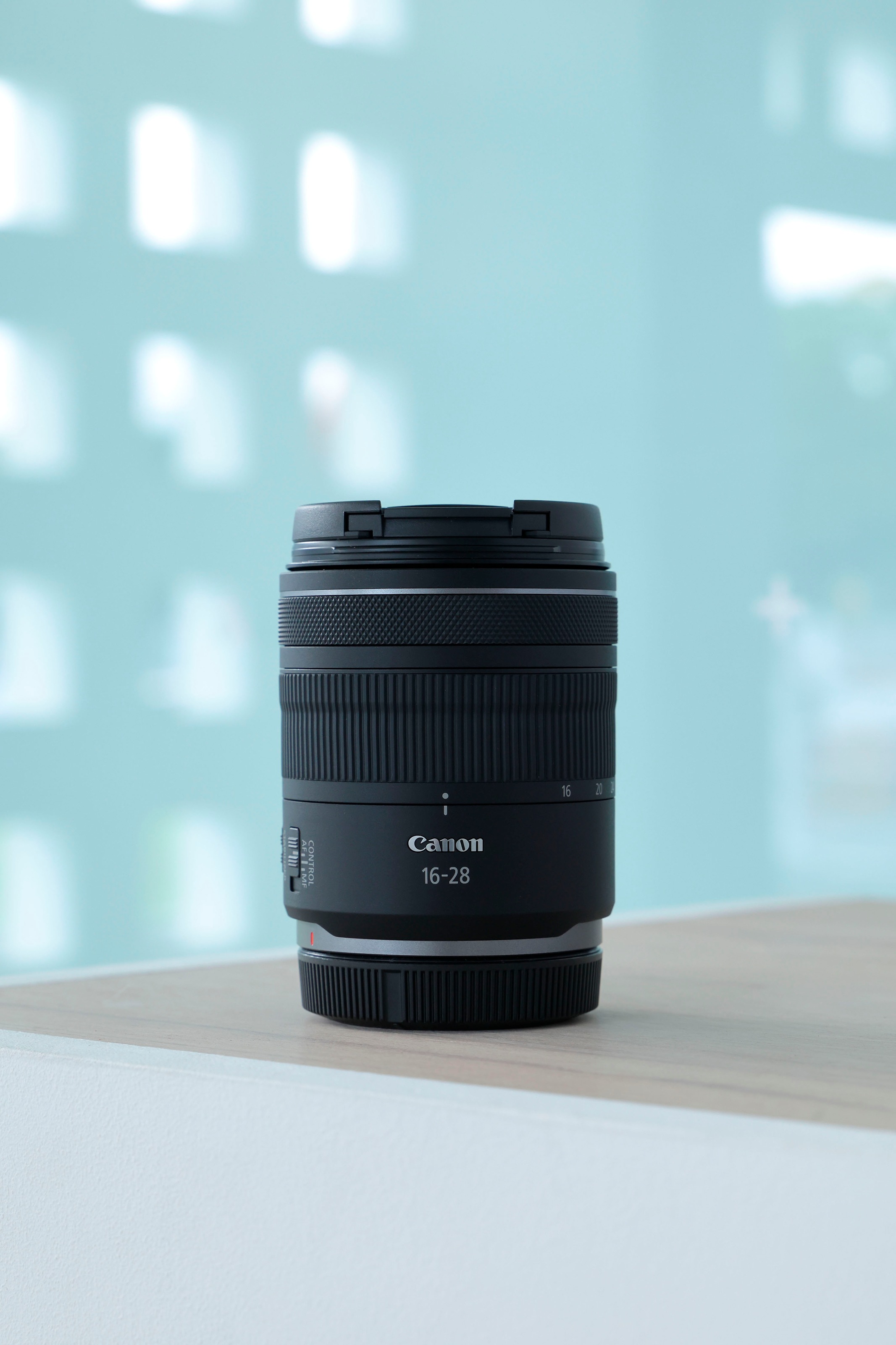Canon Objektiv »RF 16-28mm F2.8 IS STM«, Passend für Canon EOS R System Kameras (z.B. EOS RP, R8)