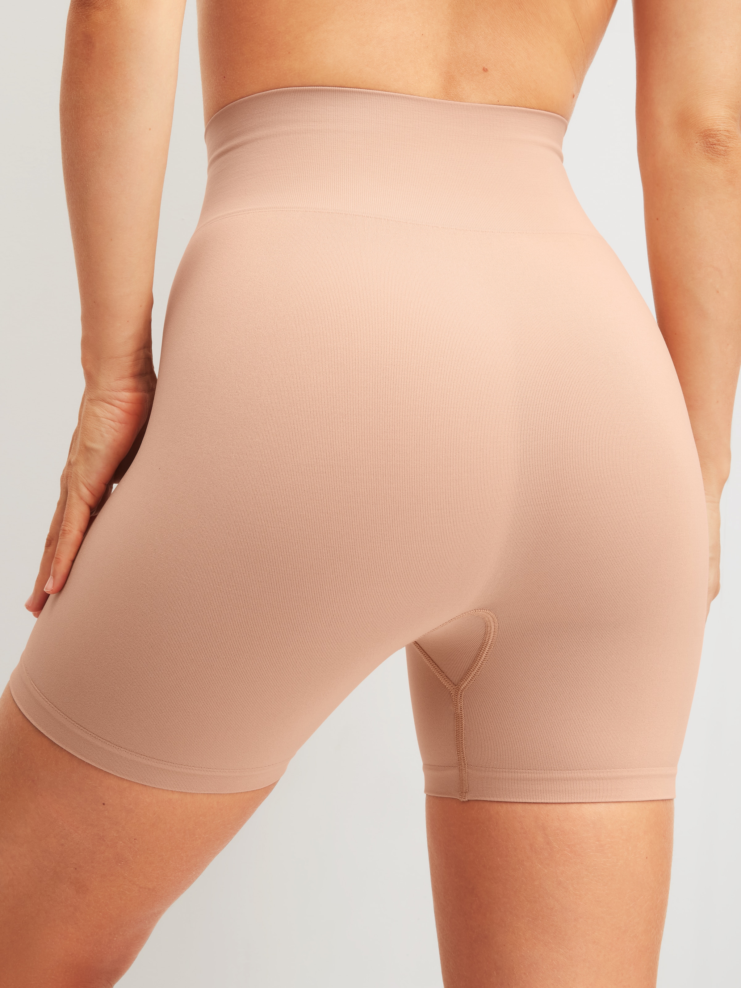 CALIDA Lange Unterhose »Seamless Shape« mit hohem Bund und flachem Abschluss