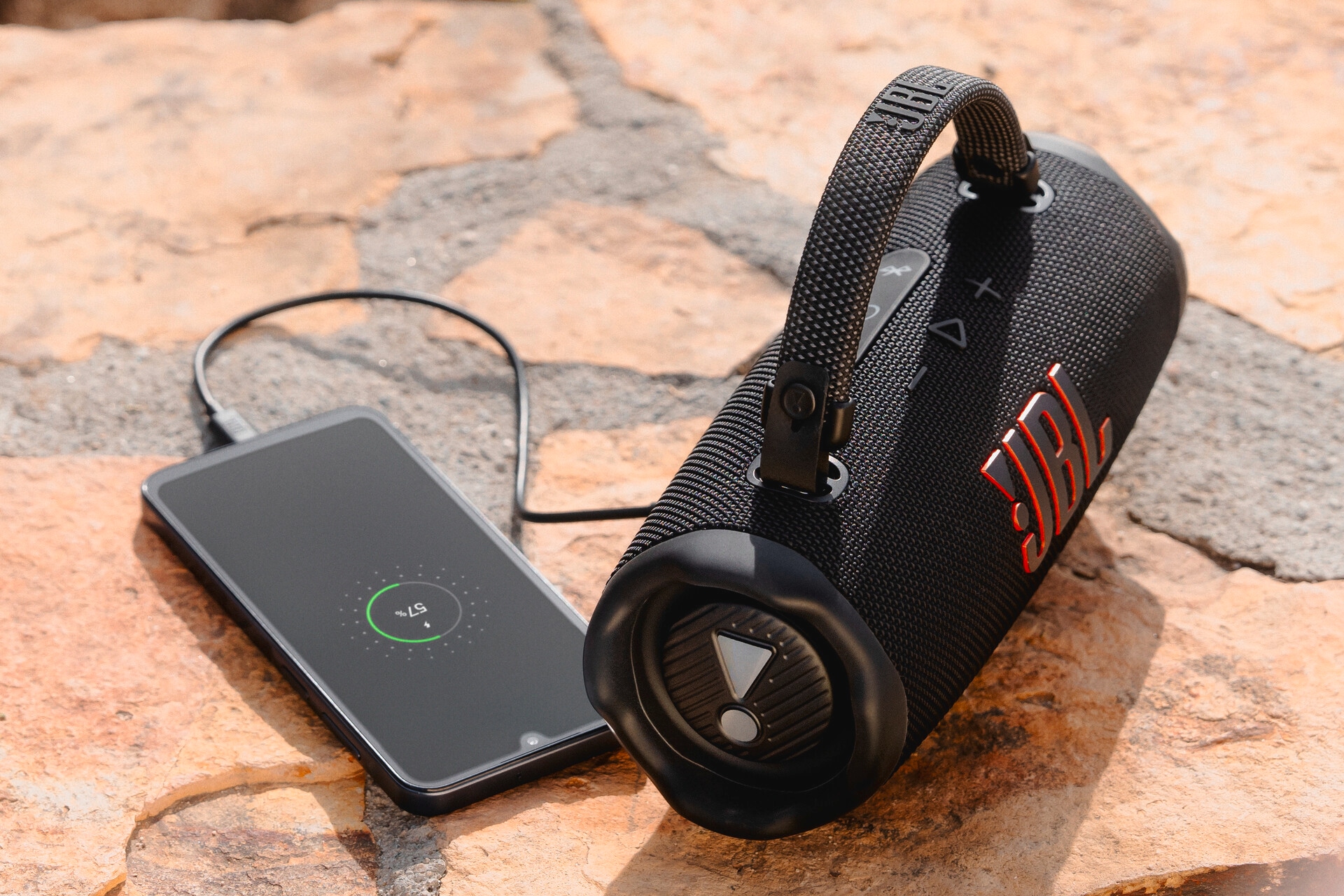 JBL Bluetooth-Lautsprecher »CHARGE 6«, wasserdicht und stoßfest