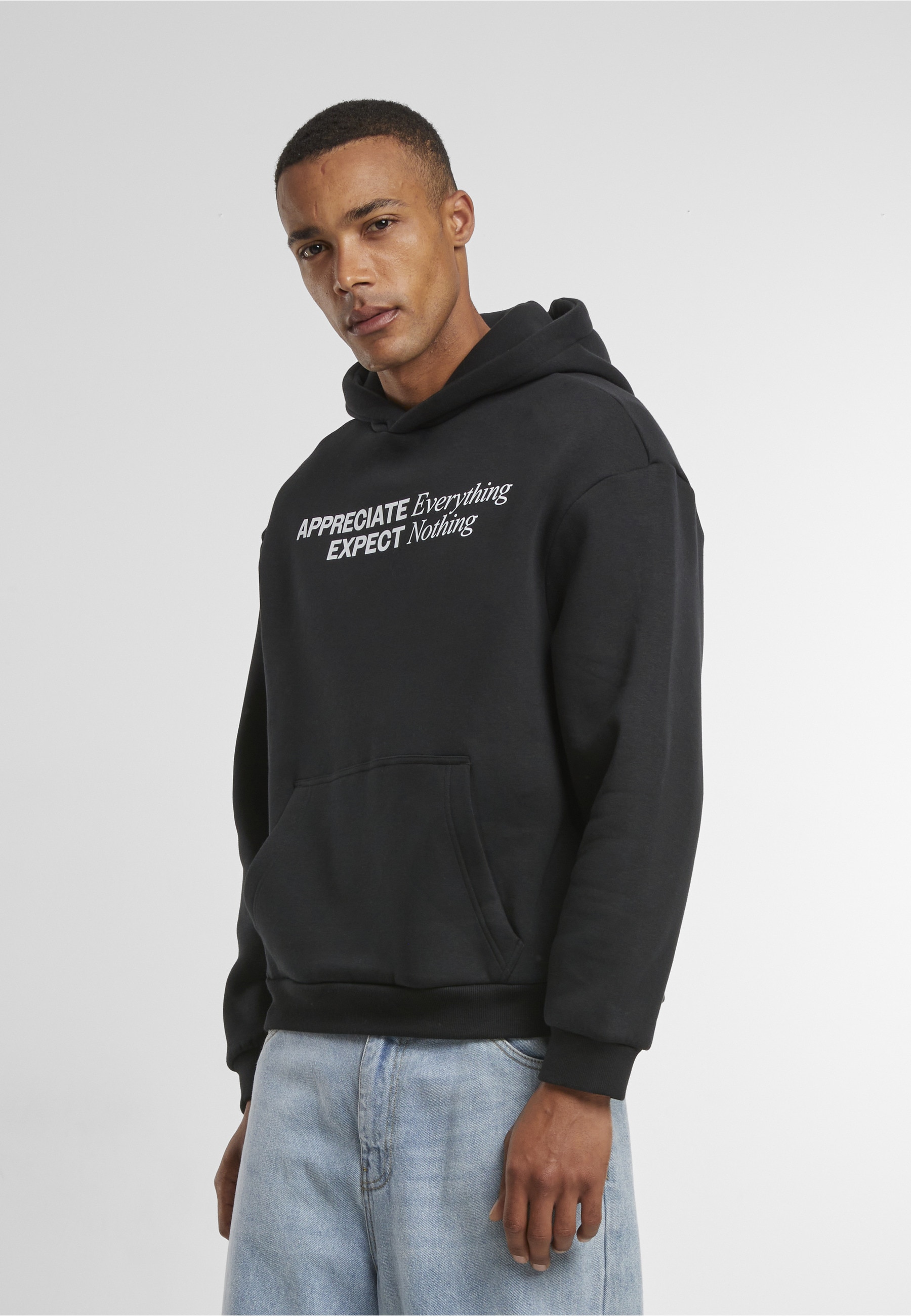 Upscale by Mister Tee Kapuzenpullover »Upscale by Mister Tee Appreciate & Respect Fluffy Hoody« 1 Stk.
