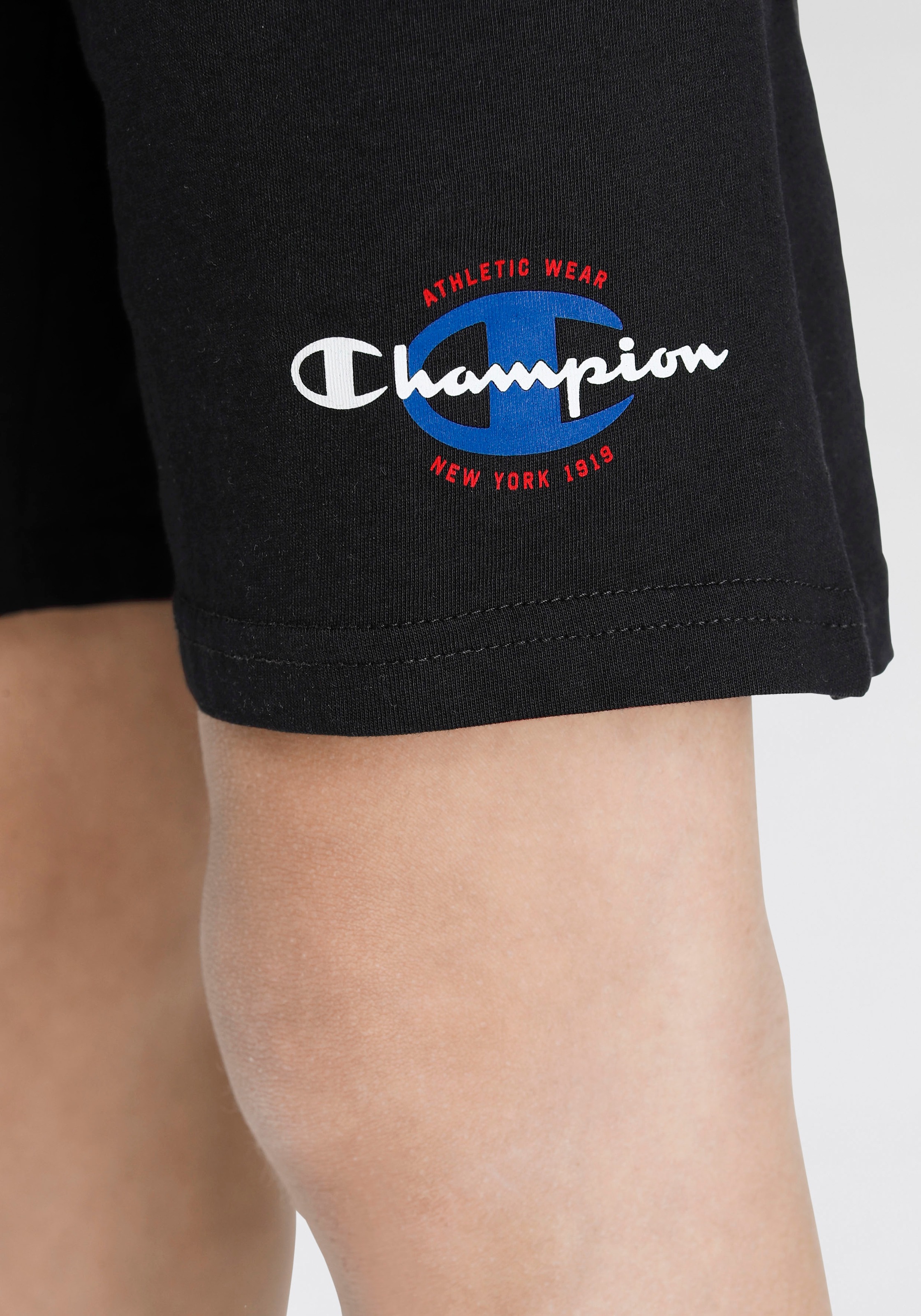 5. Bild von Champion Bermudas