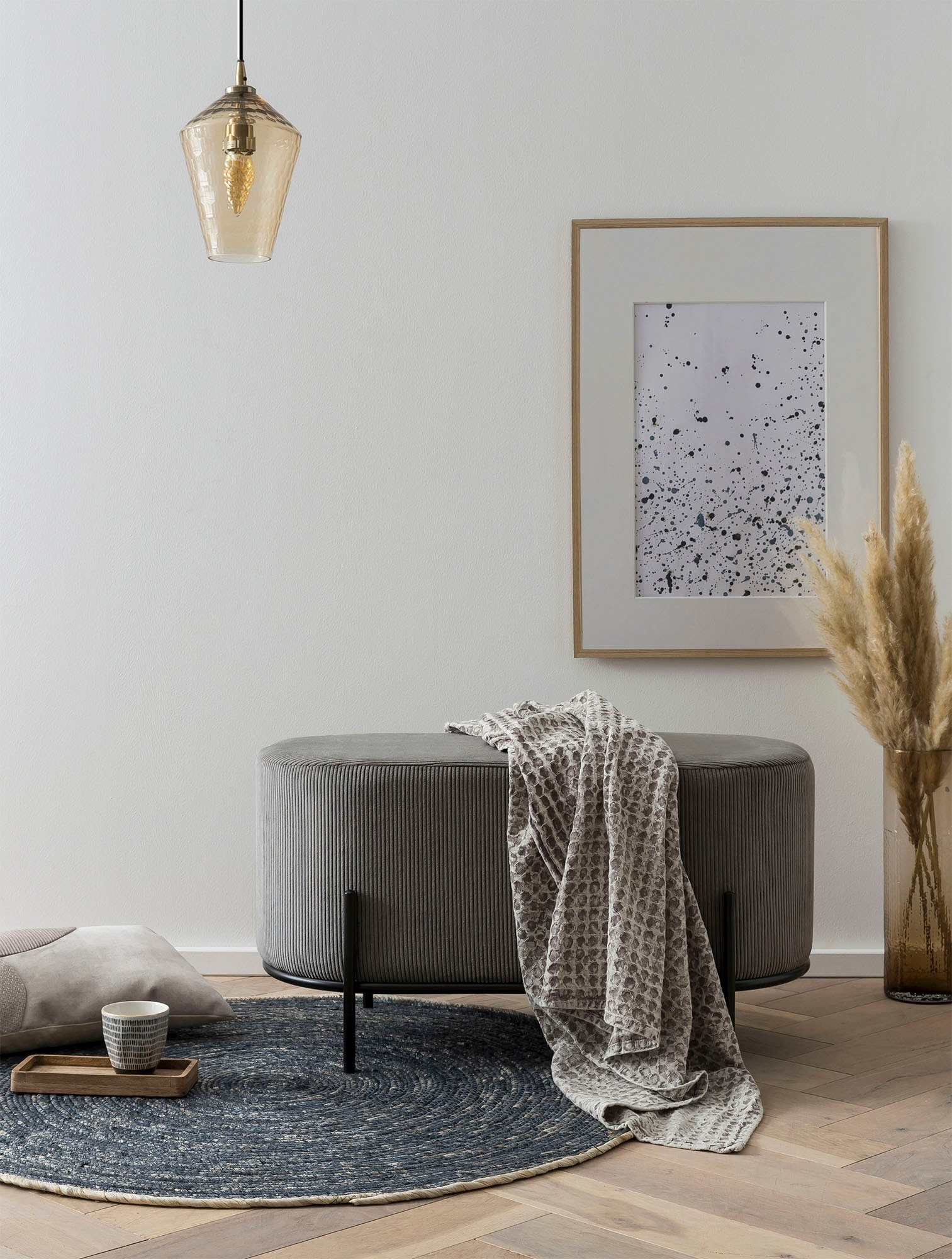 SalesFever Polsterhocker, mit Design-Gestell aus schwarzem Metall günstig online kaufen