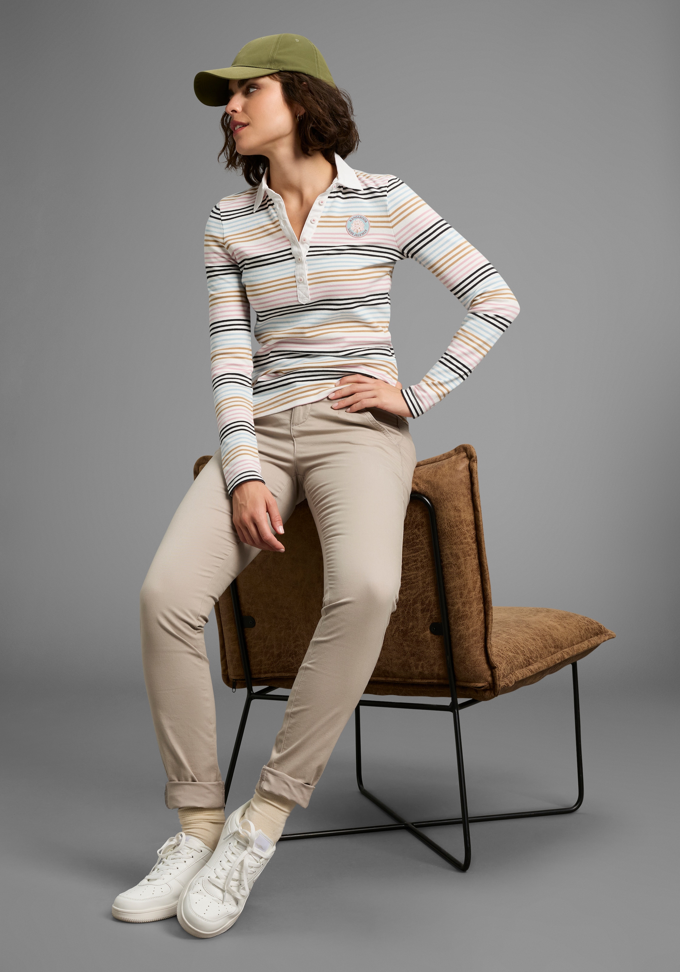 KangaROOS Poloshirt, in Pastelltönen mit langer Knopfleiste