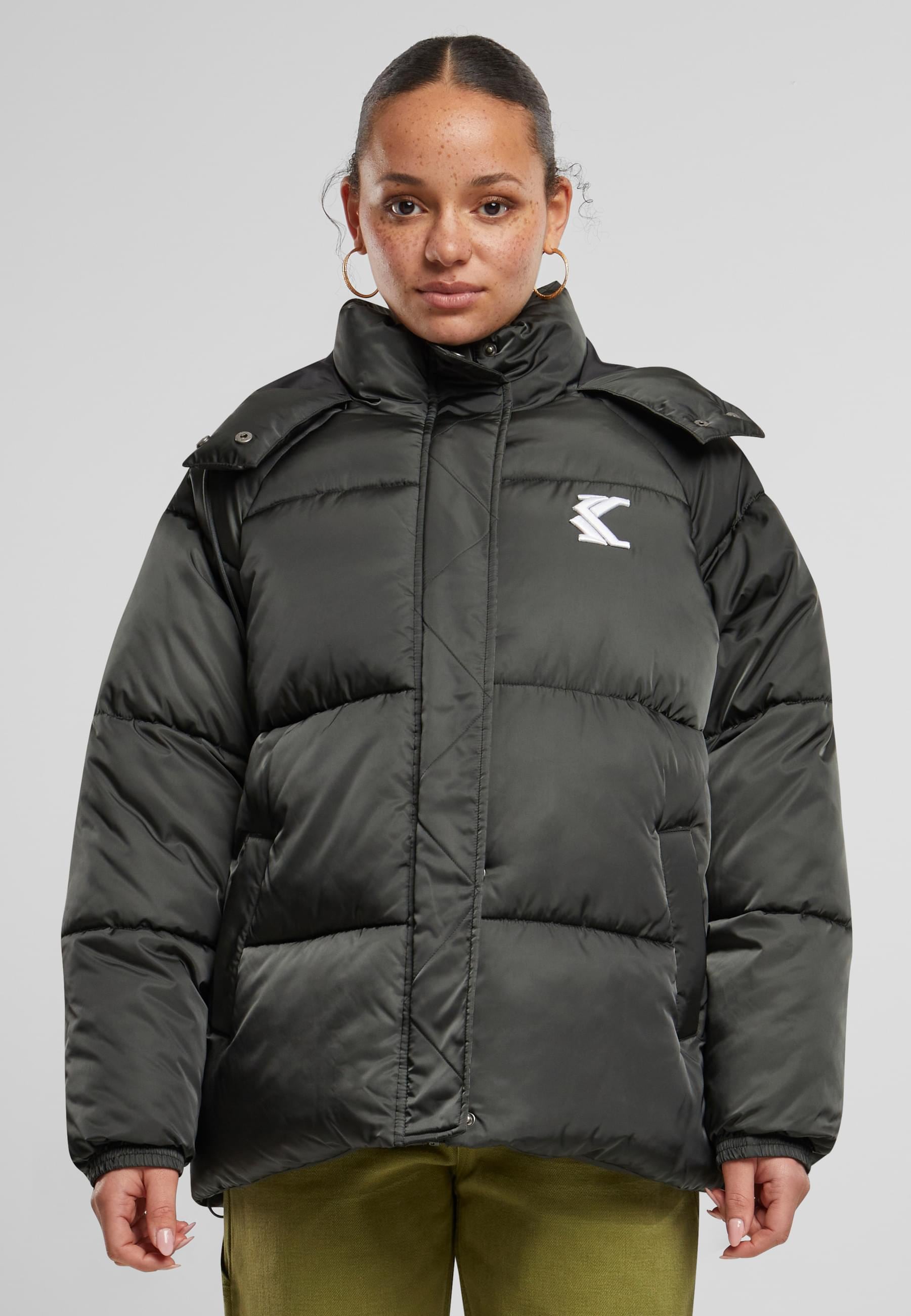 Karl Kani Winterjacke »Karl Kani Karl Kani OG OS Puffer Jacket« 1 Stk. tlg. mit Kapuze