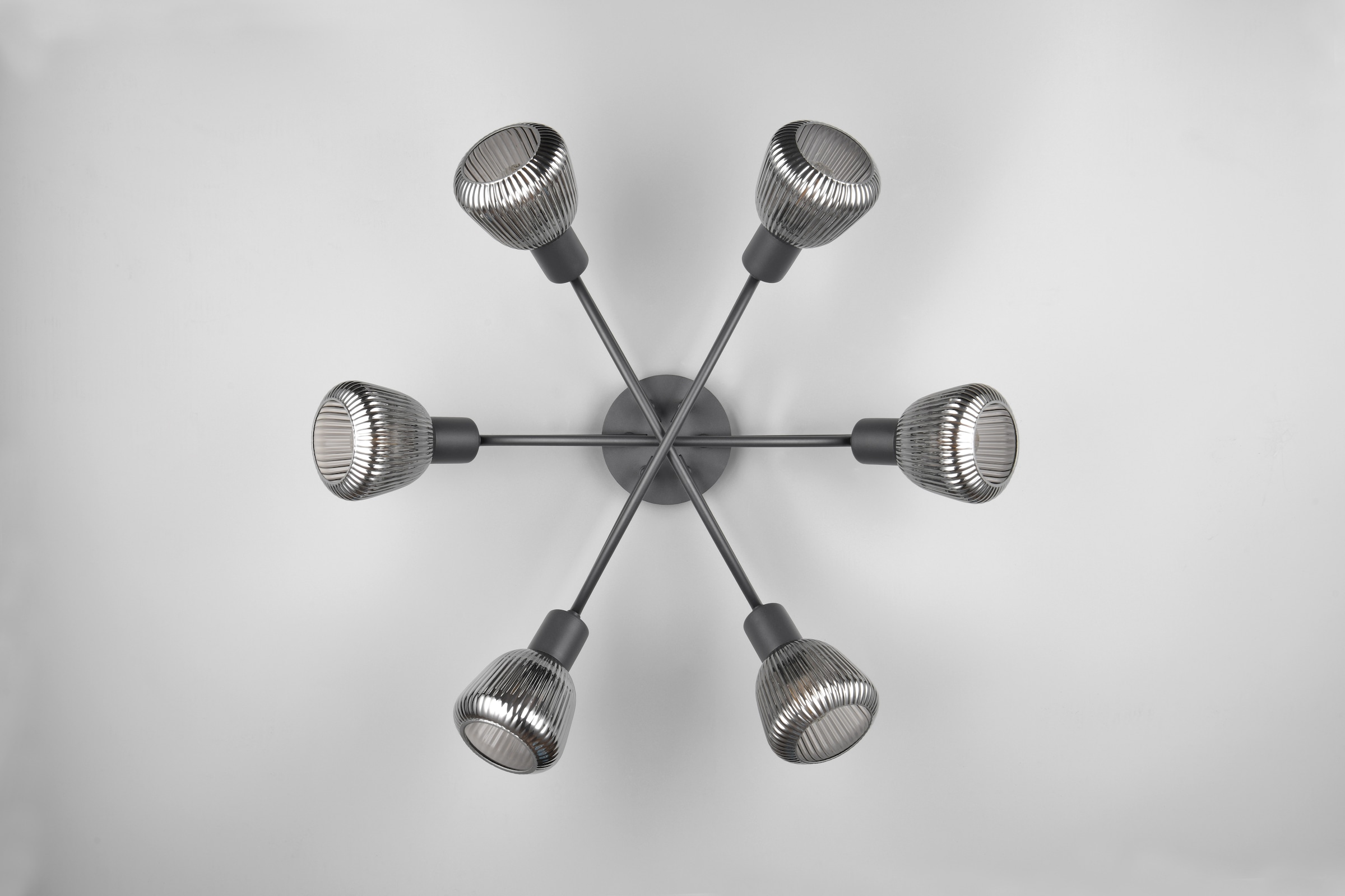 TRIO Leuchten Deckenleuchte »TARIFA, 6-flammige Deckenlampe exkl 6xE14 max 10W, Glas Hängelampe« E14 1 Stk. warmweiß - kaltweiß Ø 59cm, Glas Lampenschirme in Riffeloptik und leicht verspiegelt, IP20