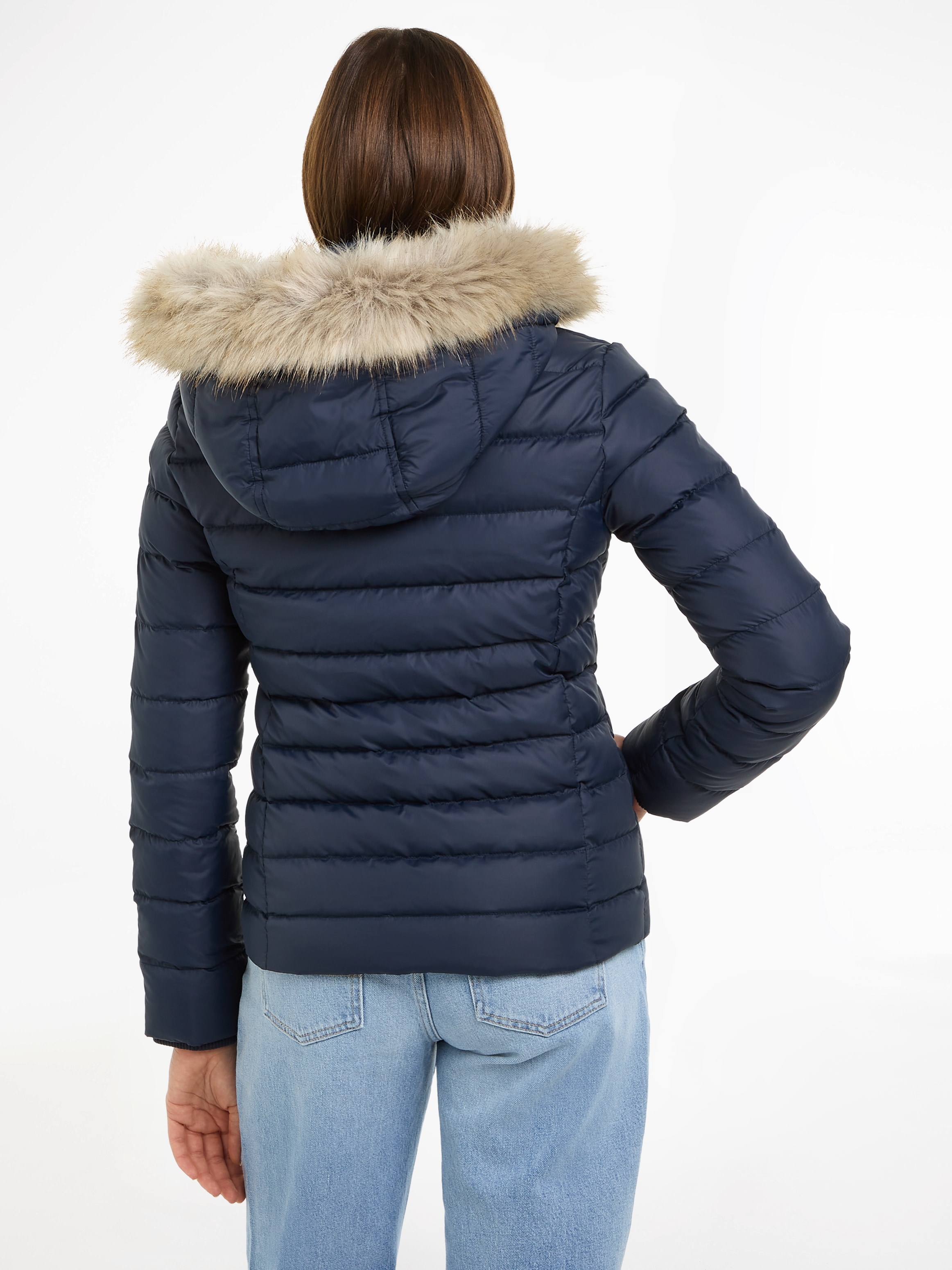 Tommy Jeans Curve Steppjacke »TJW BASIC HOODED DOWN JACKET EXT«, mit Kapuze, in Großen Größen, mit Kapuze