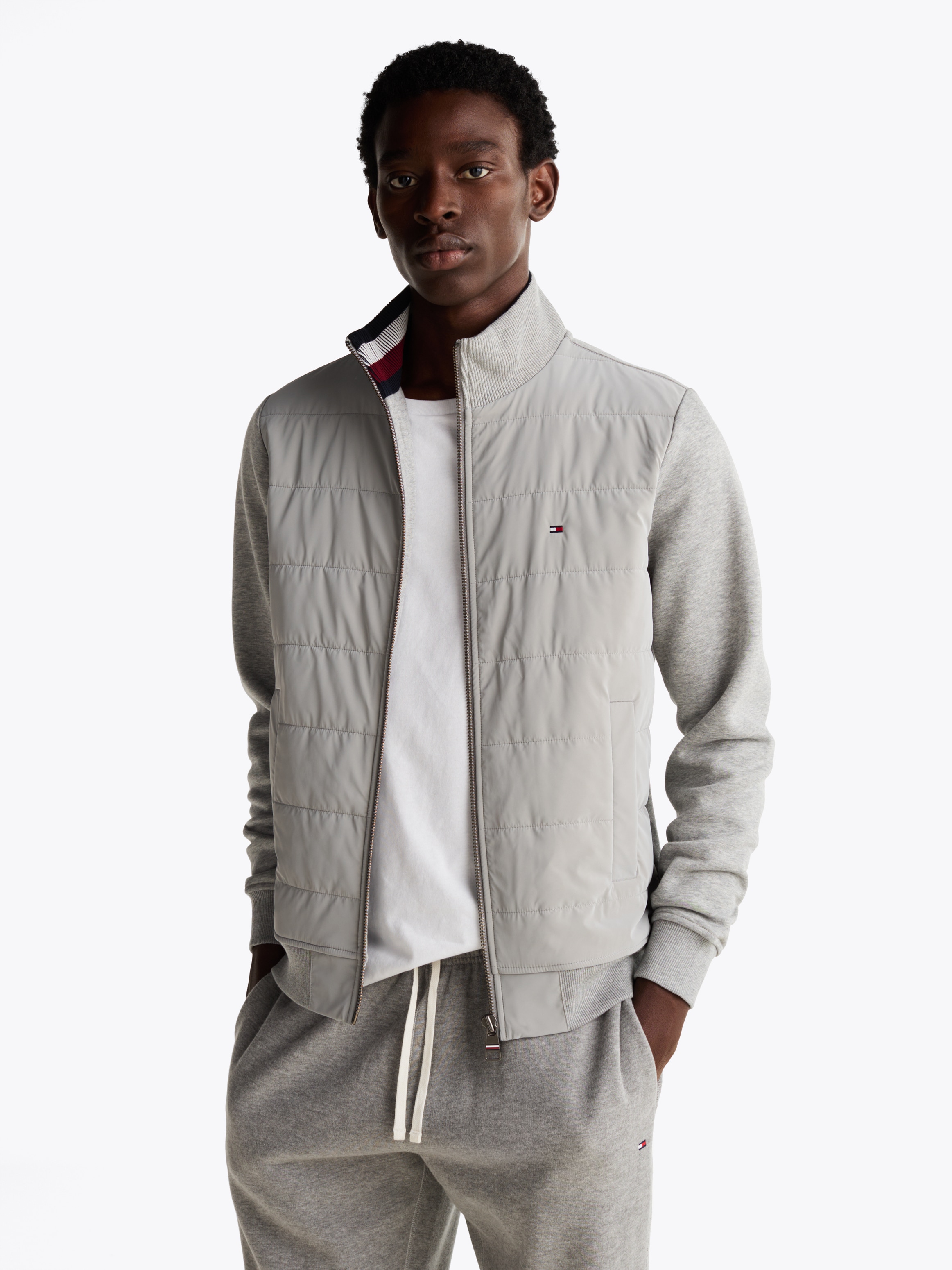 Tommy Hilfiger Sweatjacke »MIX MEDIA ZIP THRU STAND CLR«, mit gestreiftem Innenkragen