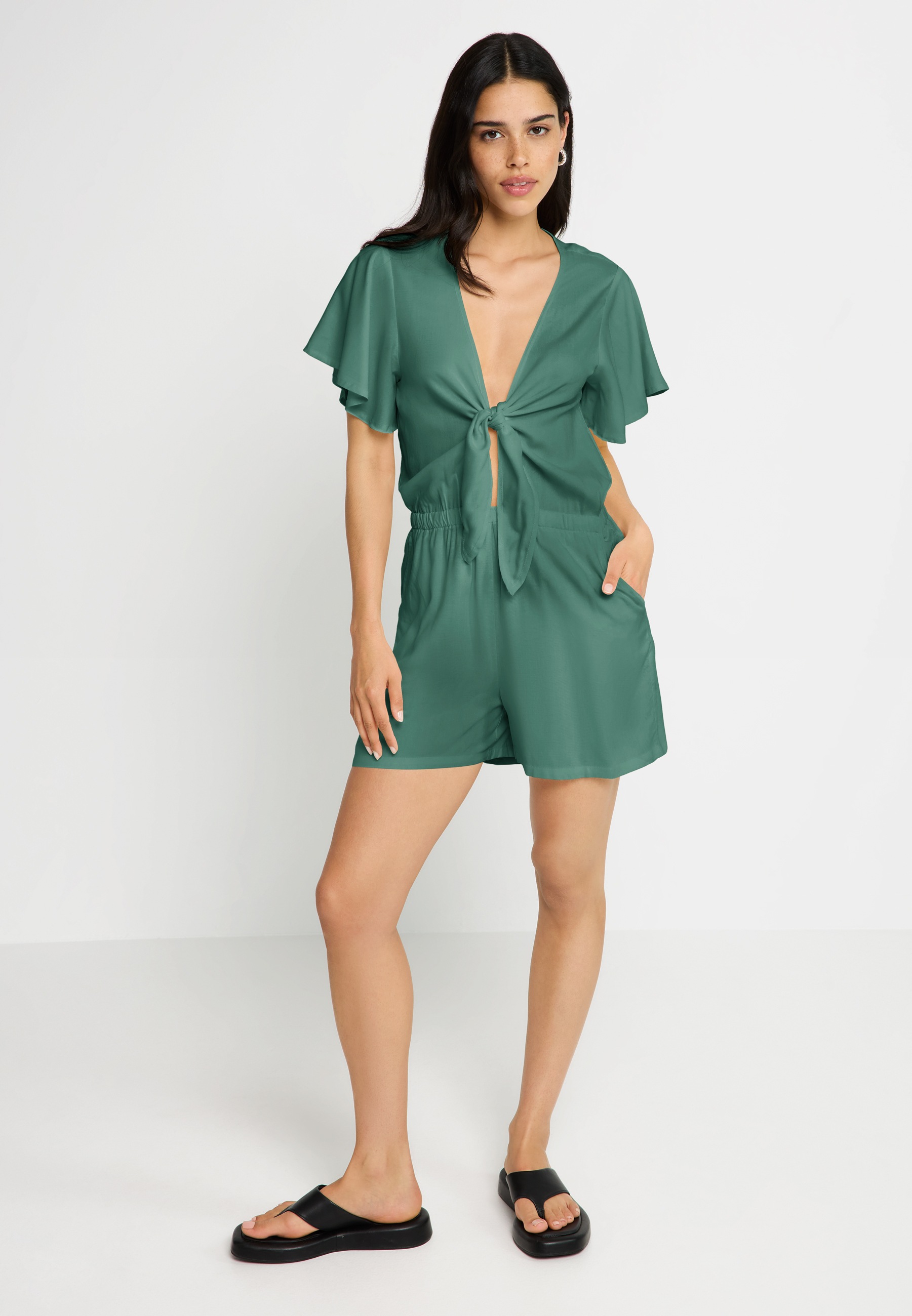 LSCN by LASCANA Kurzoverall, aus gewebter Viskose